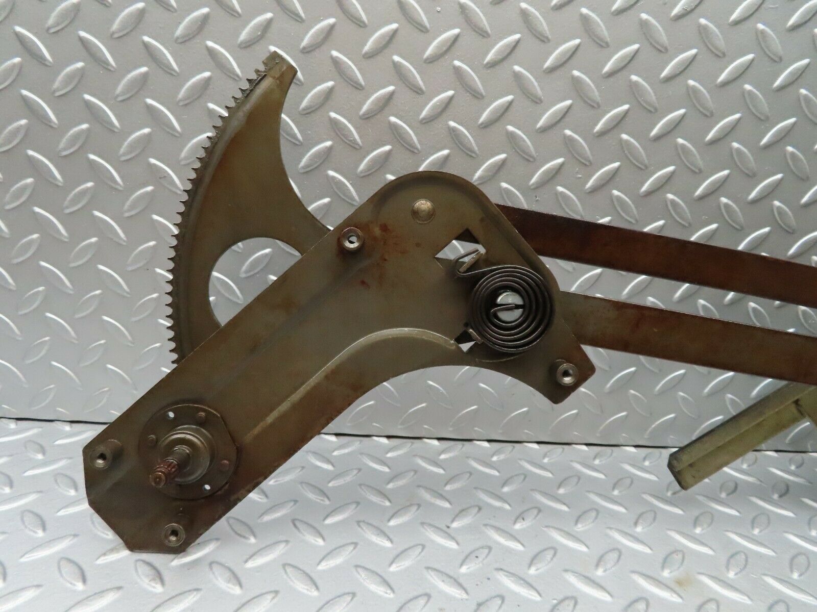 4722 Mercedes-Benz W114 280CE Coupe Front Right Manual Window Regulator