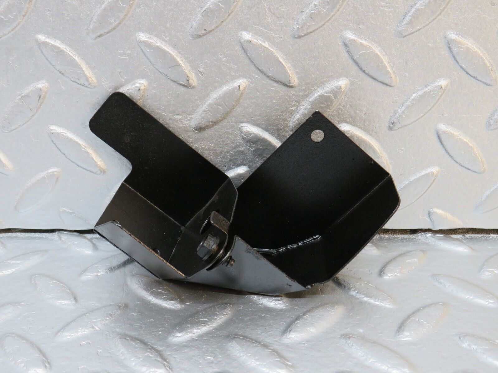 39734 Mercedes-Benz R129 320SL Coupe Steering Box Joint Cover