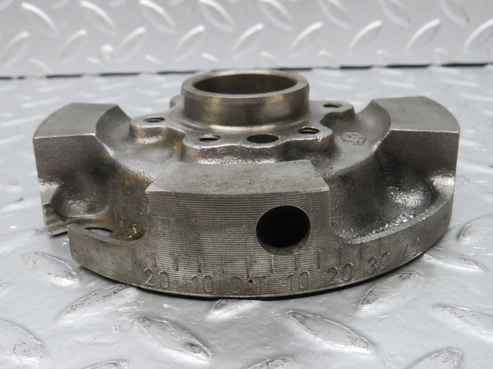 31057 Mercedes-Benz W123 200D Crankshaft Vibration Damper Pulley 6150311007