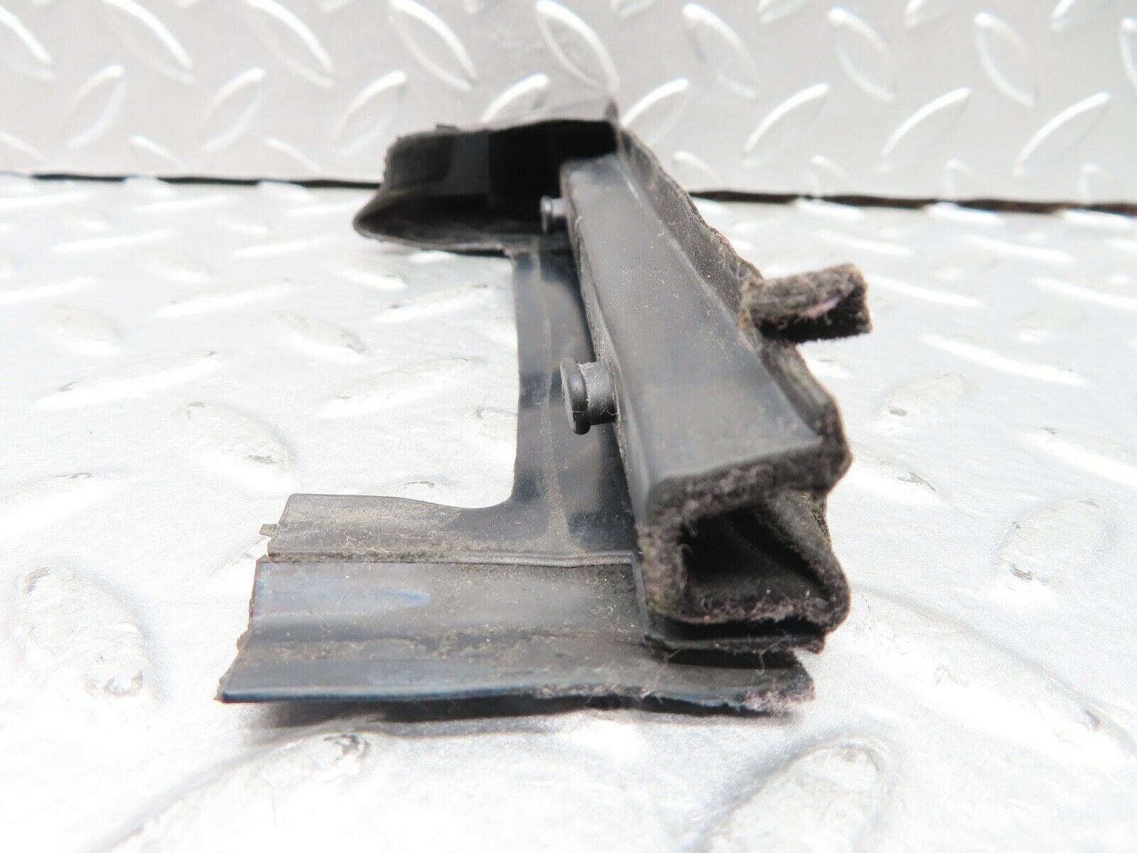 20181 Mercedes-Benz R129 300SL Coupe Right Door Wing Mirror Rubber 1297250266