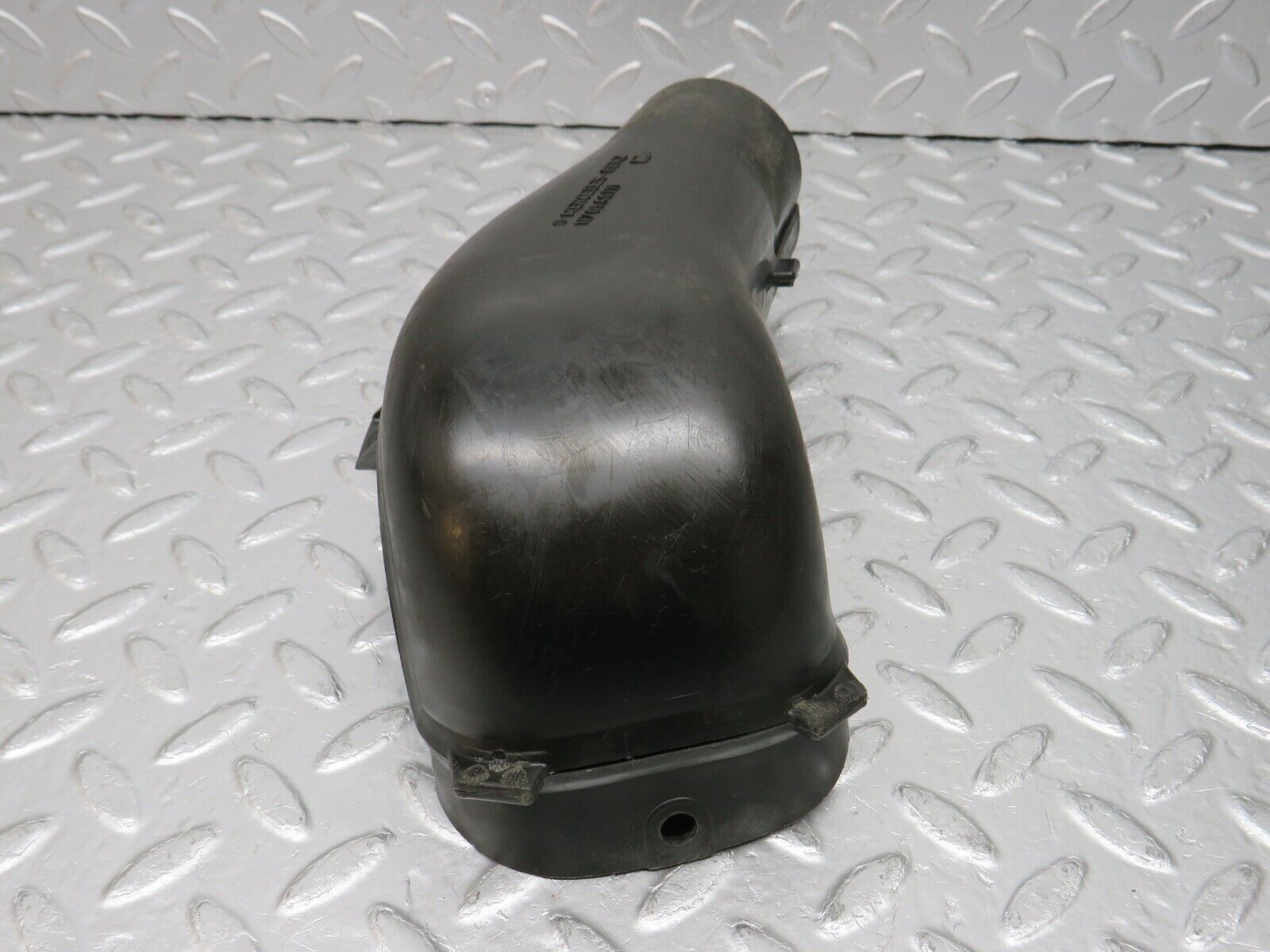 34290 Mercedes-Benz C126 380SEC Coupe Air Duct Right Side 1170940111