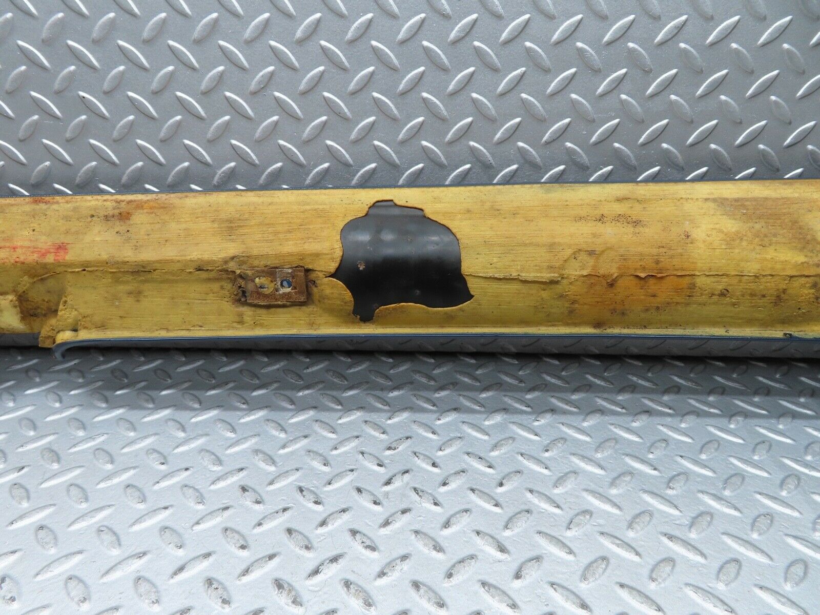 17706 Mercedes-Benz W116 450SEL Headlining Roof Panel Left Side Blue