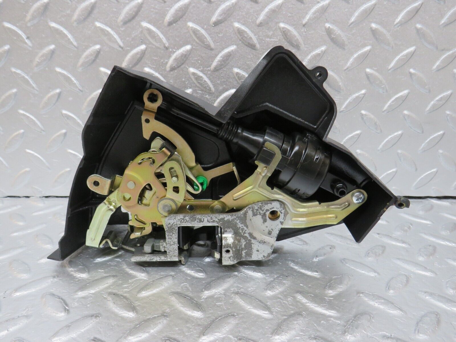 34707 Mercedes-Benz W210 320E Rear Left Door Lock Mechanism 2027300535