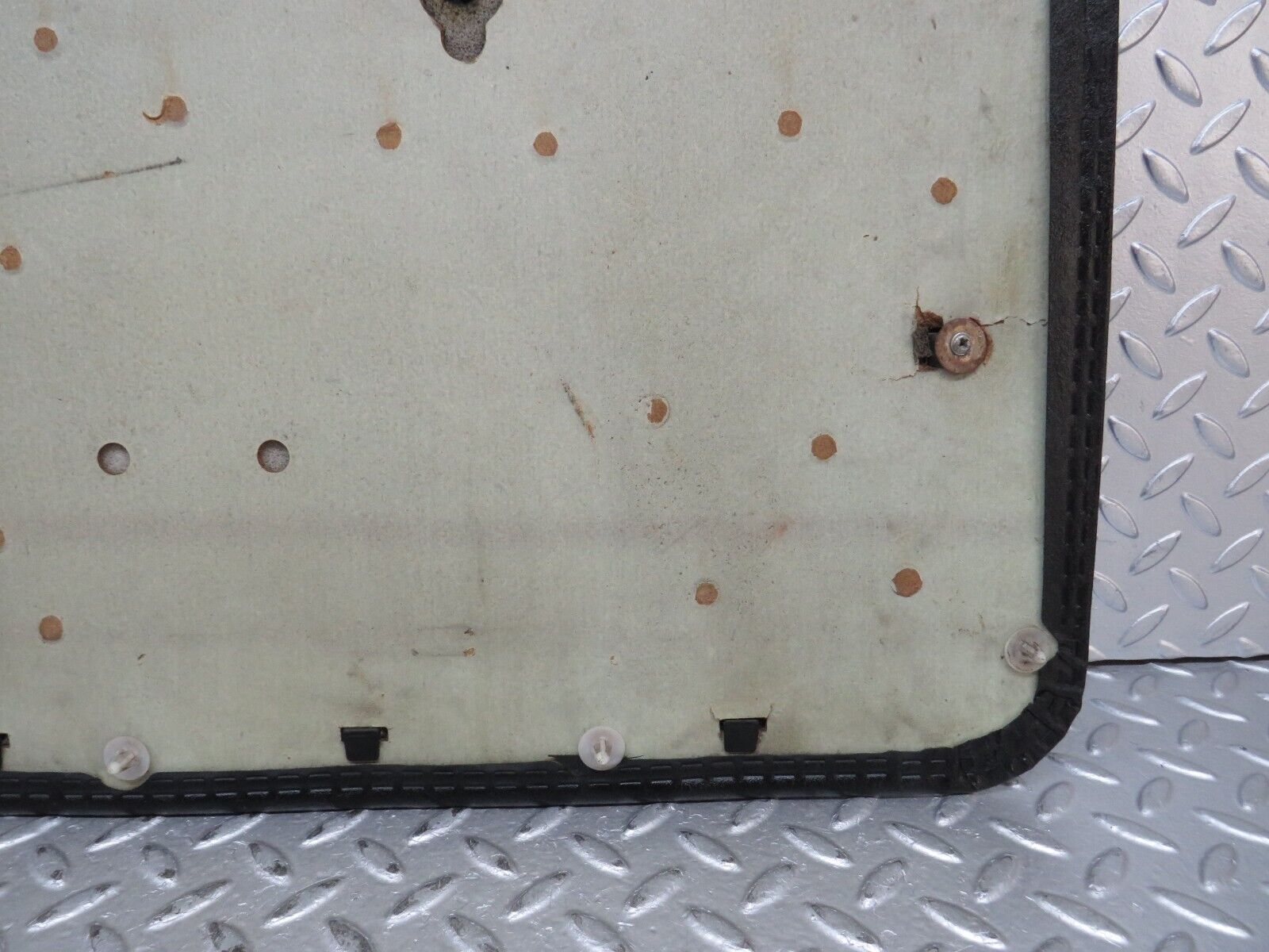 28204 Mercedes-Benz S123 240D Wagon Front Right Door Card Black