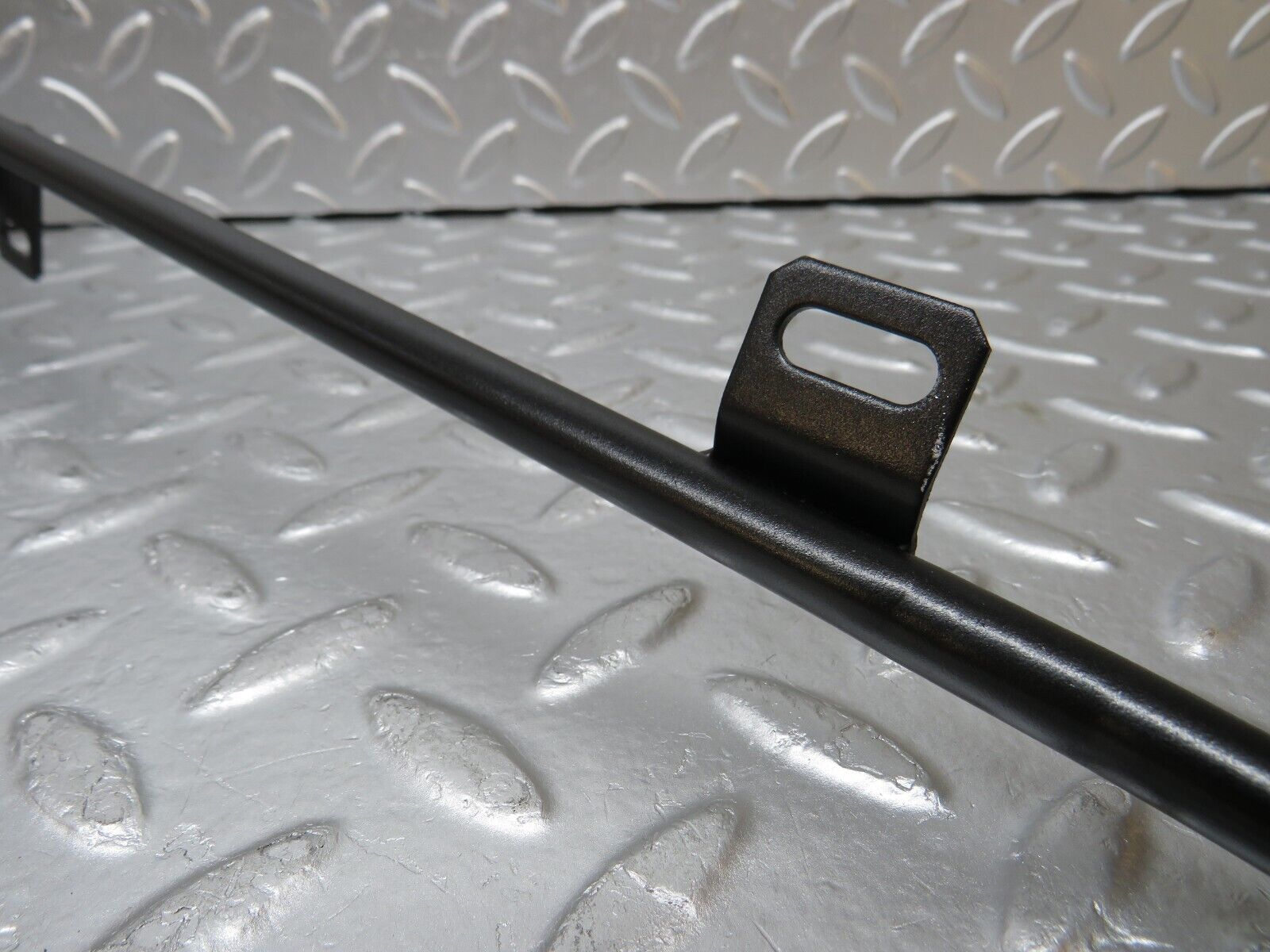 31535 Mercedes-Benz S124 220TE Wagon Oil Cooling Pipe