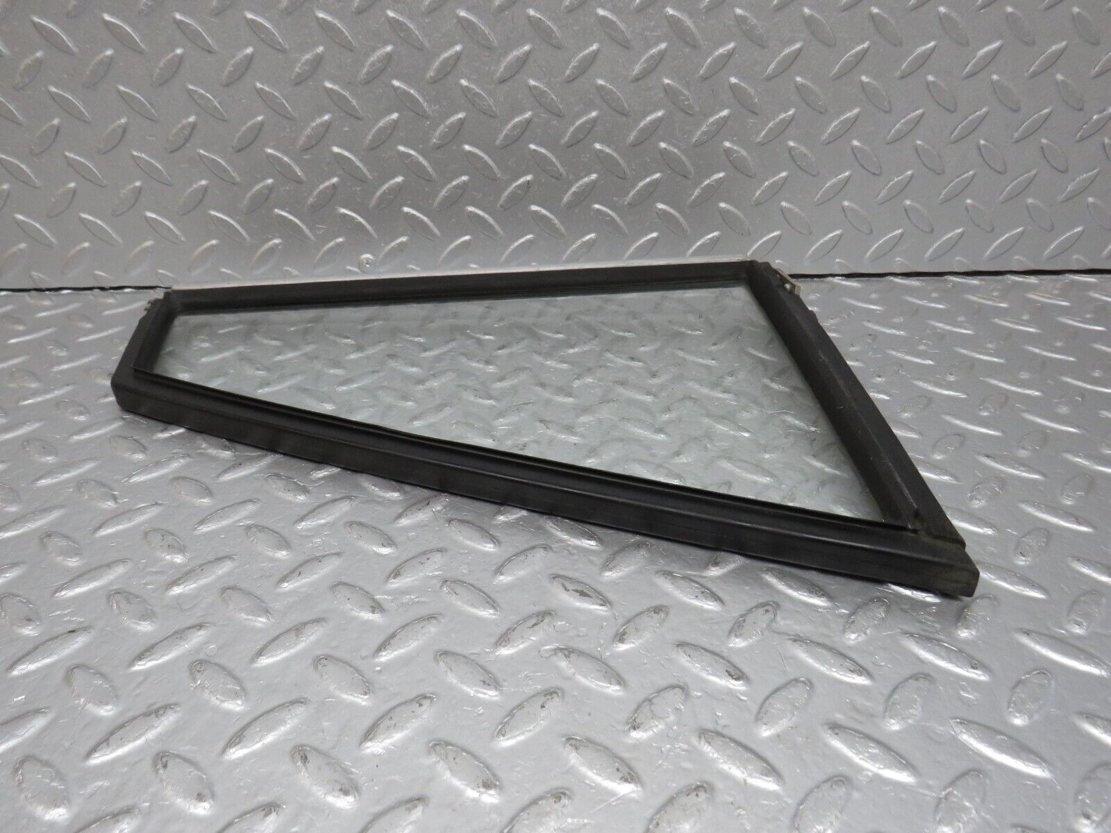 40498 Mercedes-Benz W110 230 Rear Right Quarter Window Glass