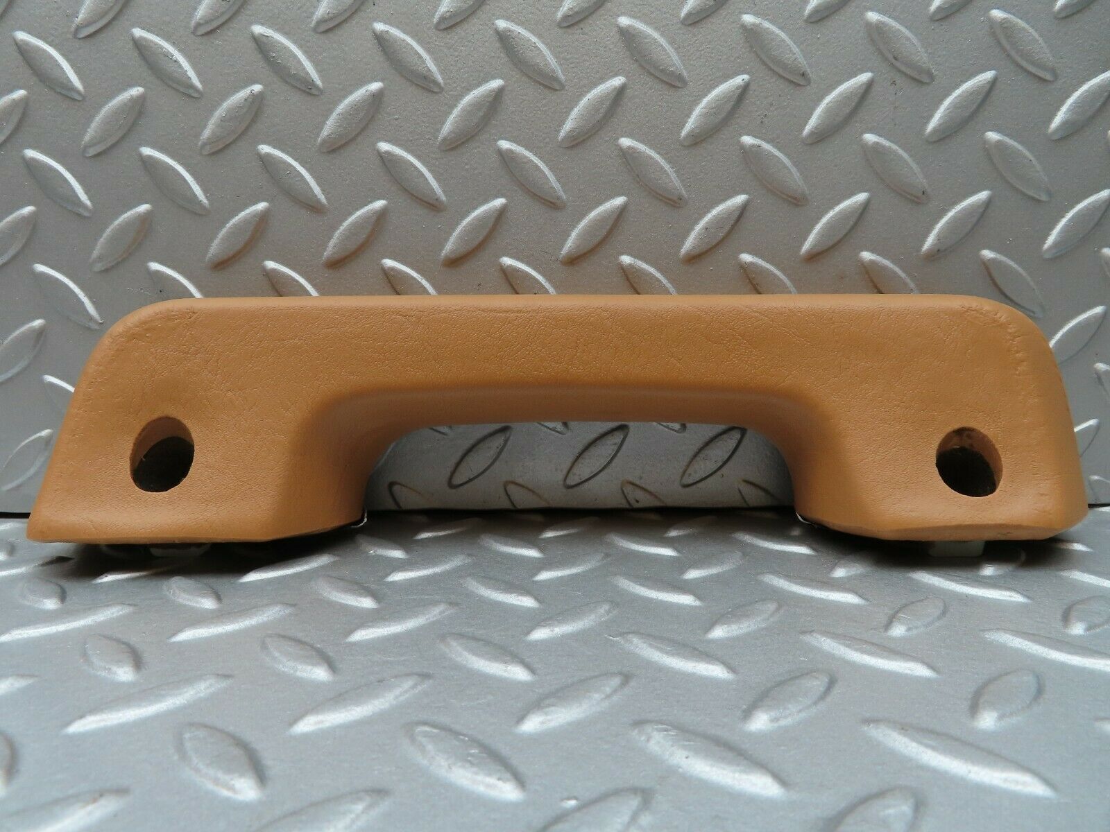 3711 Mercedes-Benz S123 200T Wagon Door Handle Rear Left Palomino 1239701901