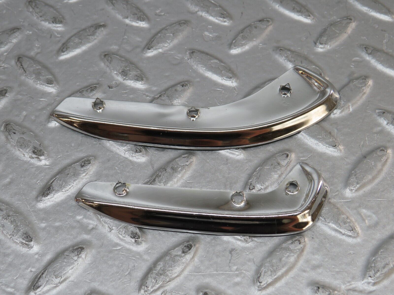 37297 Mercedes-Benz W109 300SEL Interior Door Handle Chrome Trim Pair Right