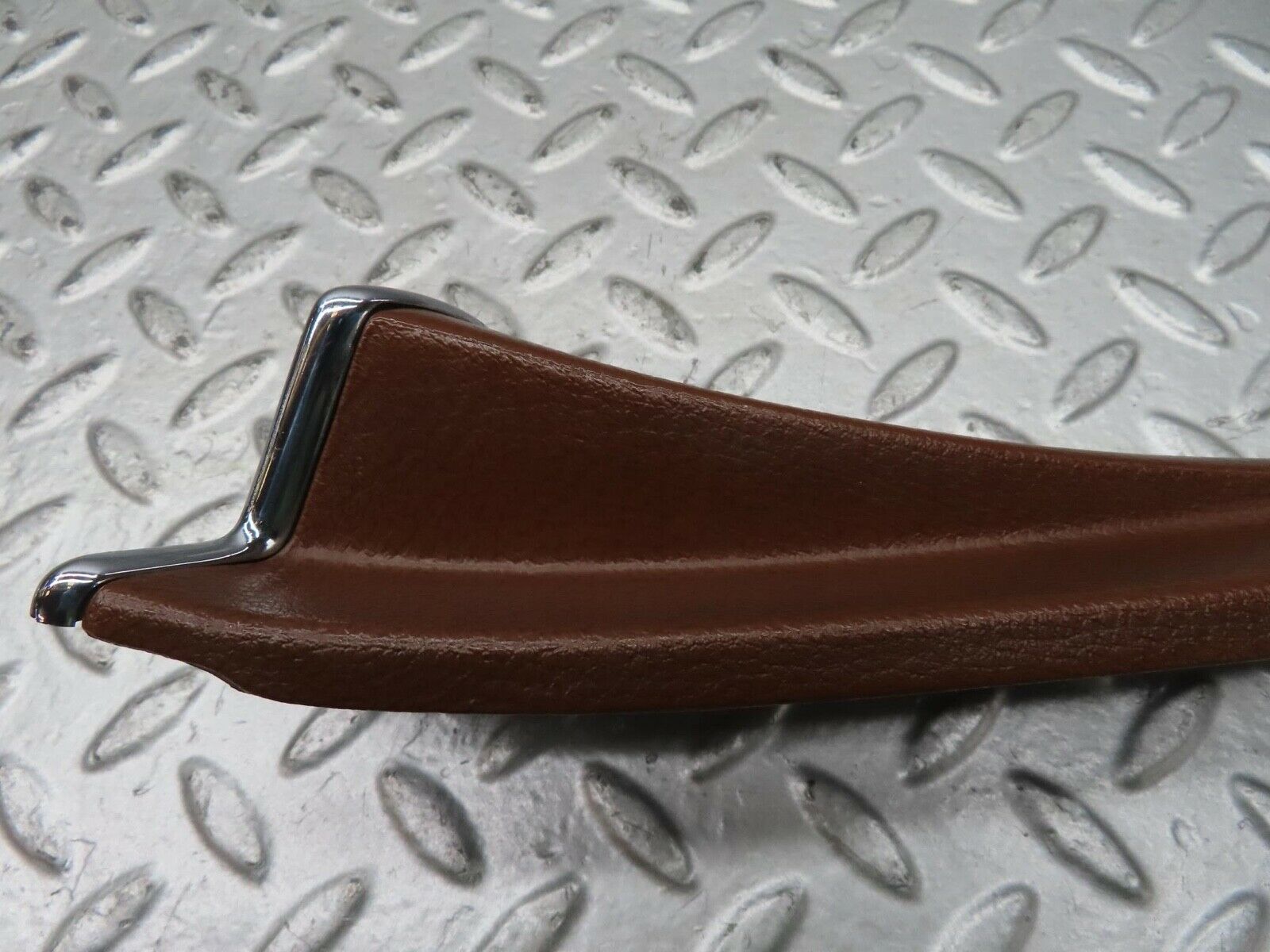 2109 Mercedes-Benz W116 350SE Front Right Door Trim Interior Brown