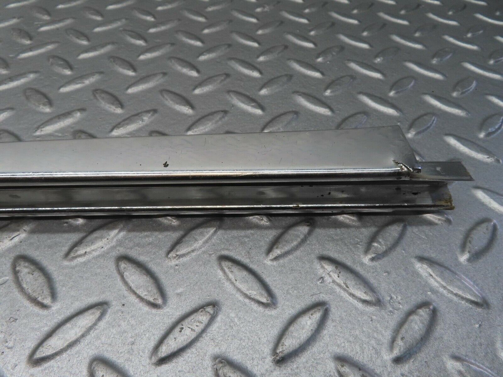 13187 Mercedes-Benz W111 220S Front Left Door Window Chrome Frame