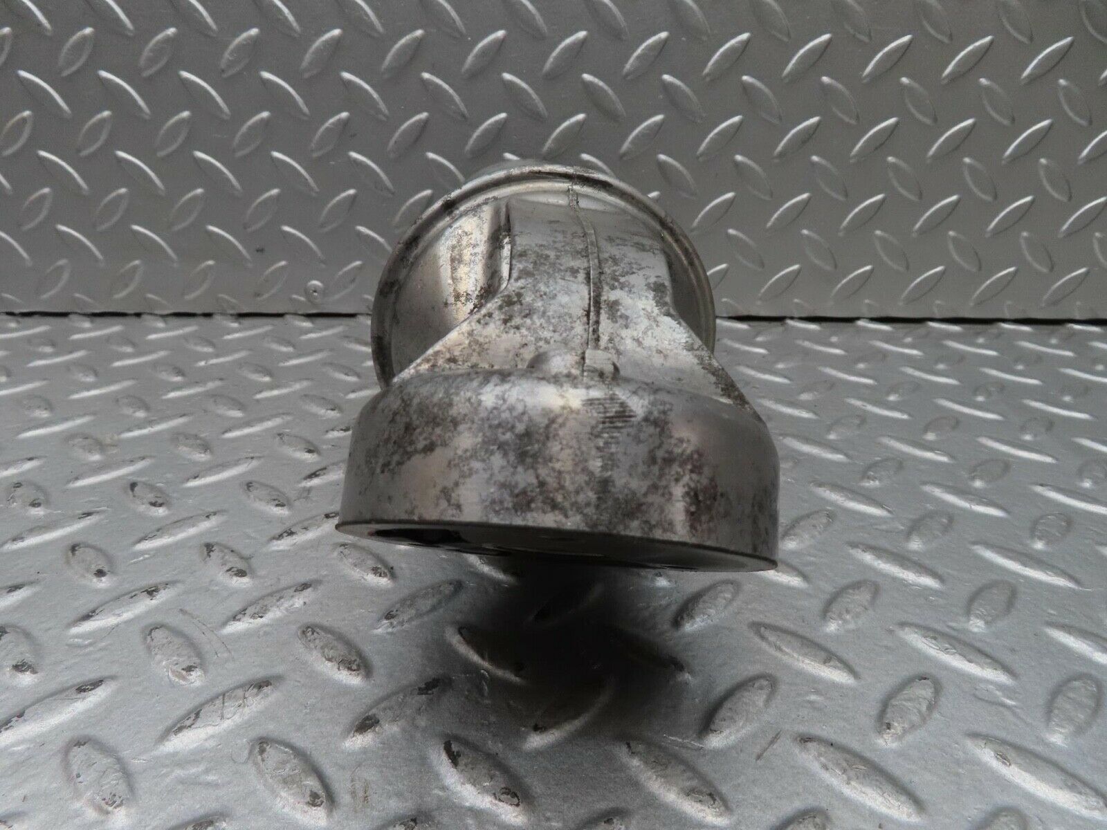 16536 Mercedes-Benz C107 350SLC Coupe Oil Filter Housing 1161840309