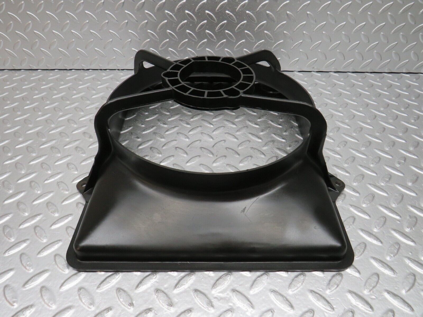 29969 Porsche 924 Radiator Fan Shroud Fan Cover 477121207