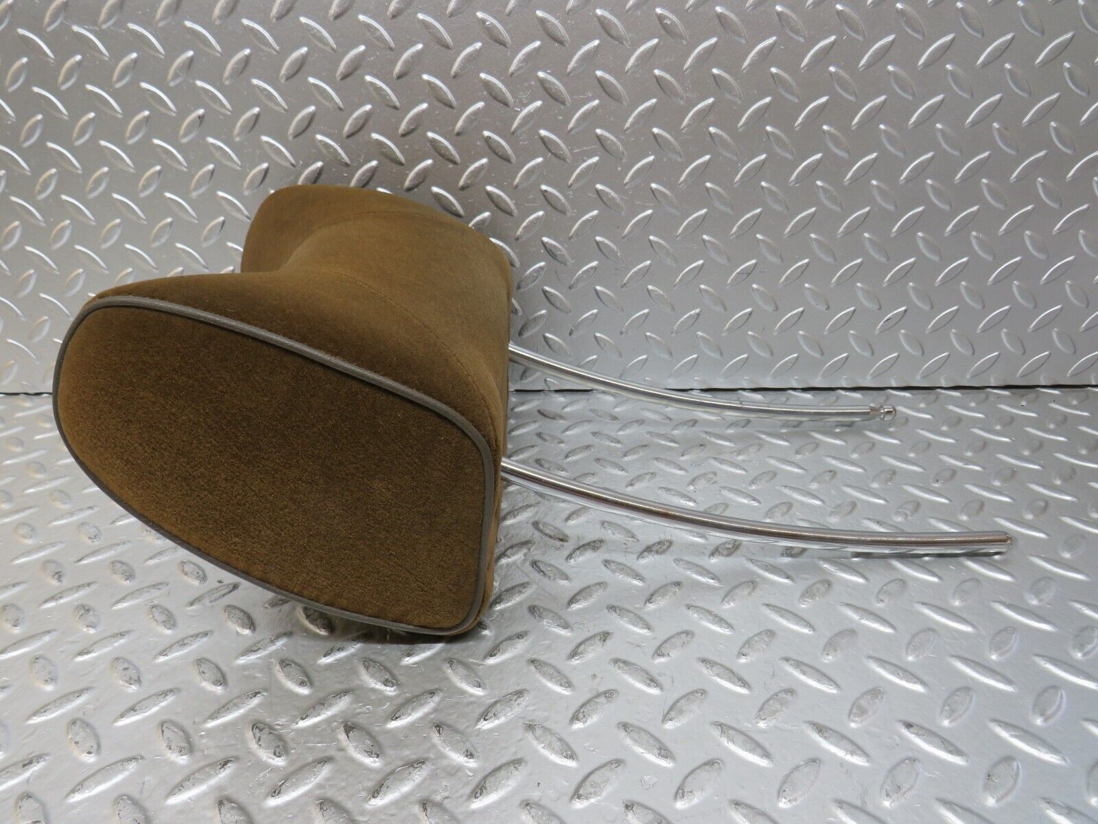 26315 Mercedes-Benz W116 450SE Front Headrest Brown