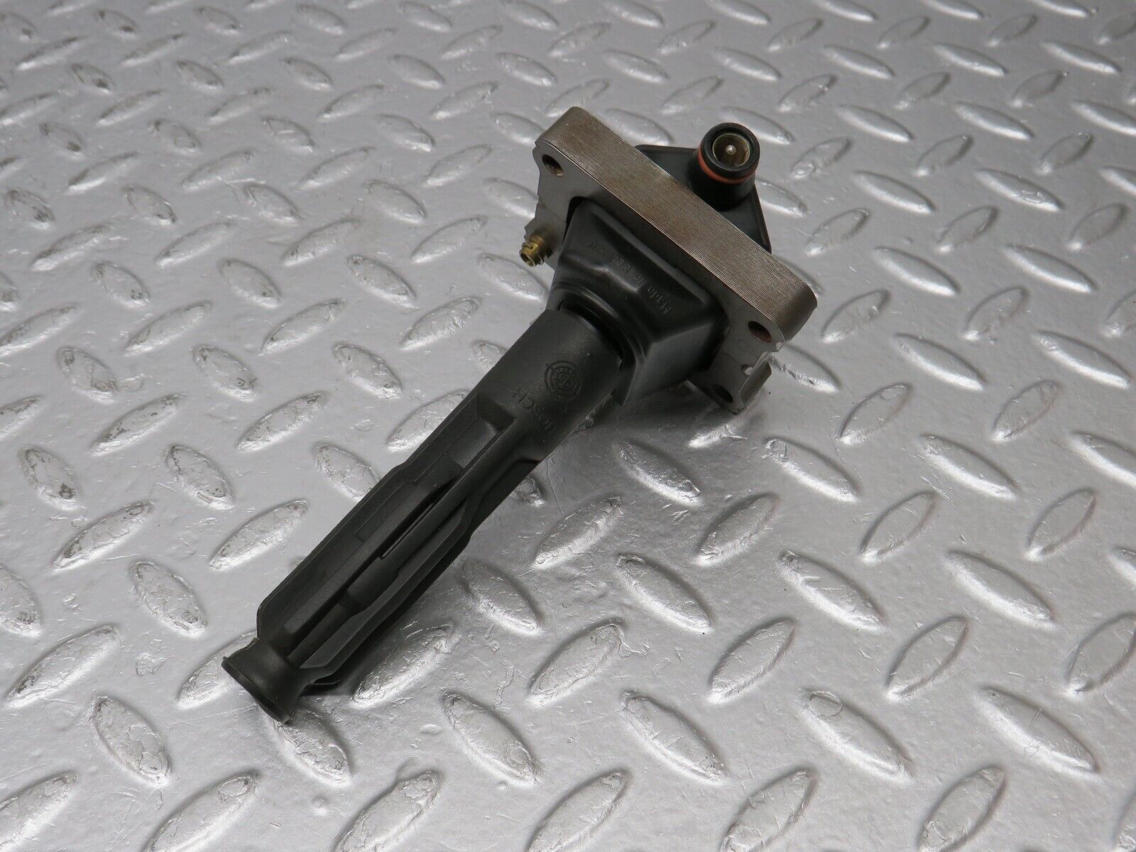 39494 Mercedes-Benz R129 320SL Coupe Ignition Coil 0001587003 0221506444 0001593542