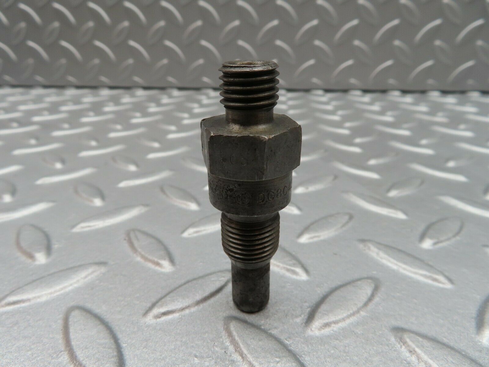 3523 Mercedes-Benz W108 280SE Fuel Injector Bosch DC8C45R2