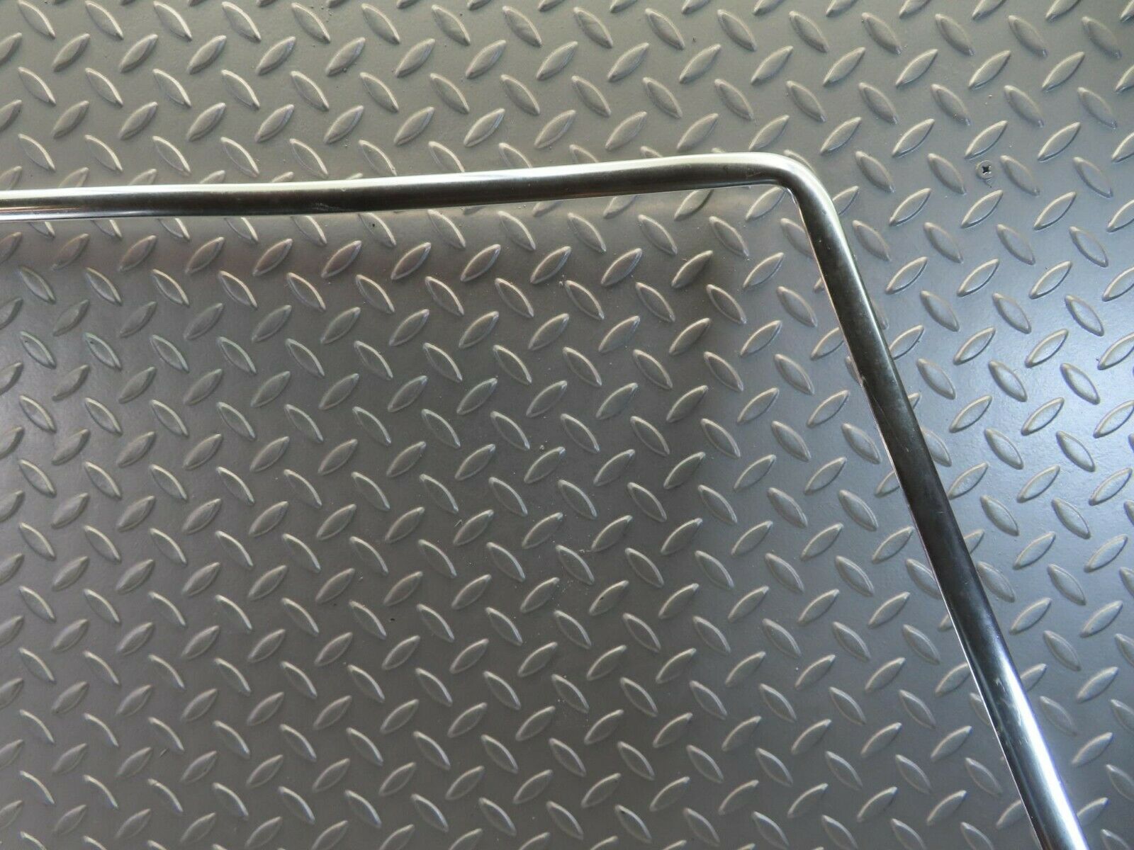 11587 Mercedes-Benz C123 230CE Coupe Front Windscreen Chrome Frame