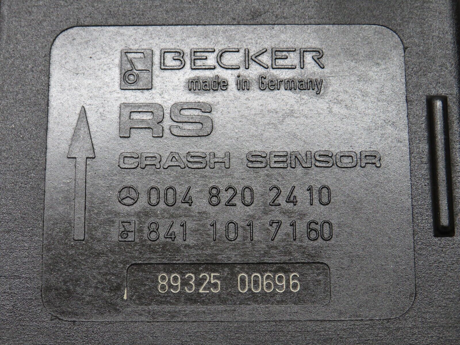 36096 Mercedes-Benz W126 420SE Airbag Crash Sensor 0048202410 8411017160