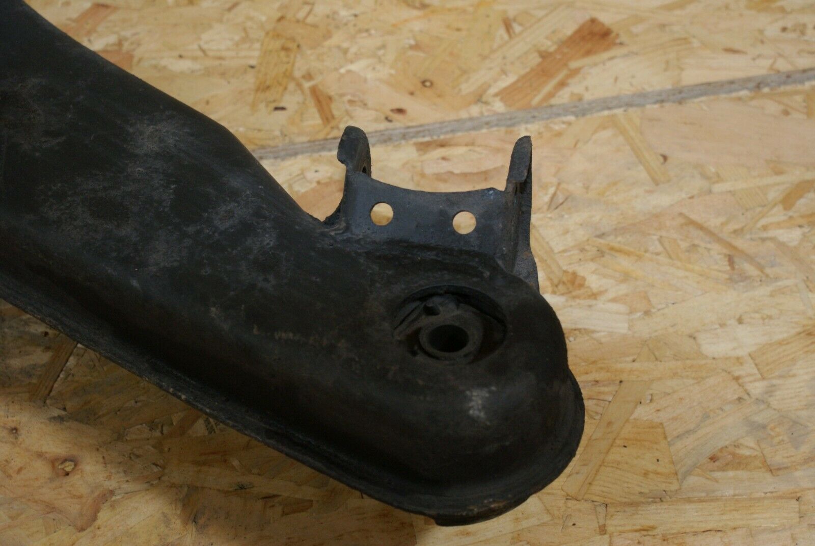 2195 Mercedes-Benz C107 350SLC Coupe Coupe Rear Subframe Axle Carrier Suspension