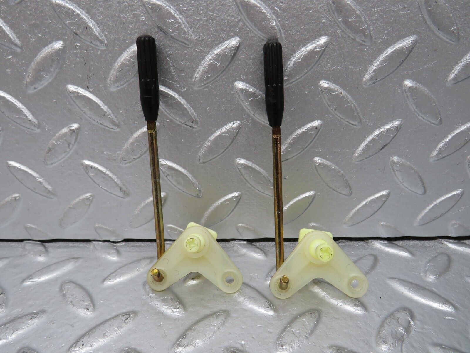 33337 Mercedes-Benz W202 C180 Rear Door Lock Knob Pair