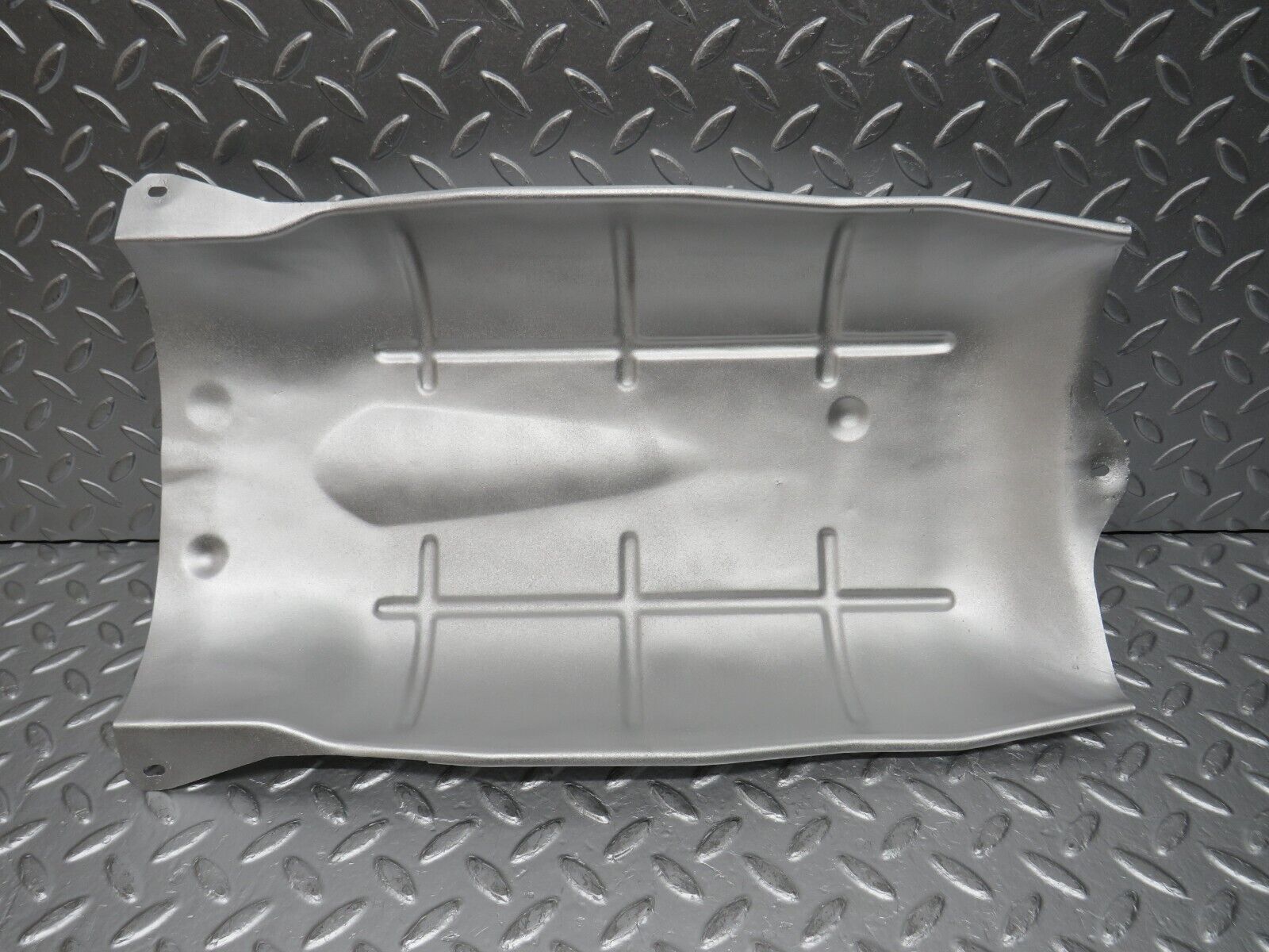 31654 Mercedes-Benz W201 190LE 1.8L Exhaust Heat Shield