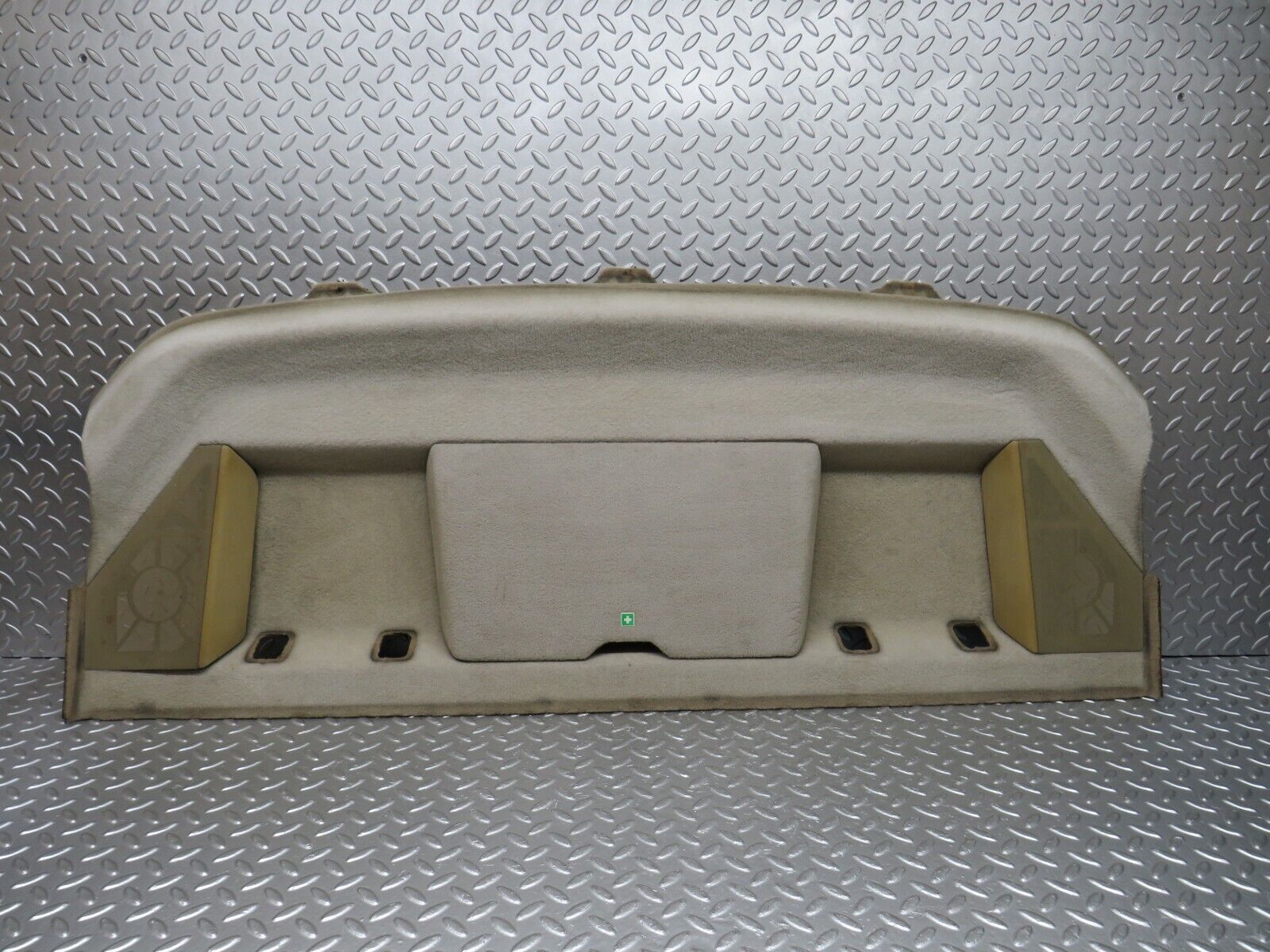 34023 Mercedes-Benz W124 260E Parcel Shelf