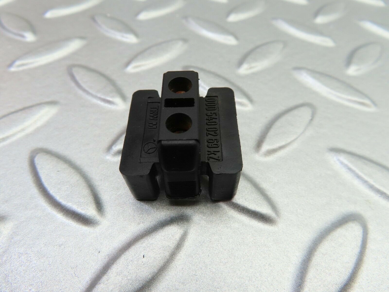 6520 Mercedes-Benz S124 E220 Wagon Wiring Cable Junction Box 0005400269