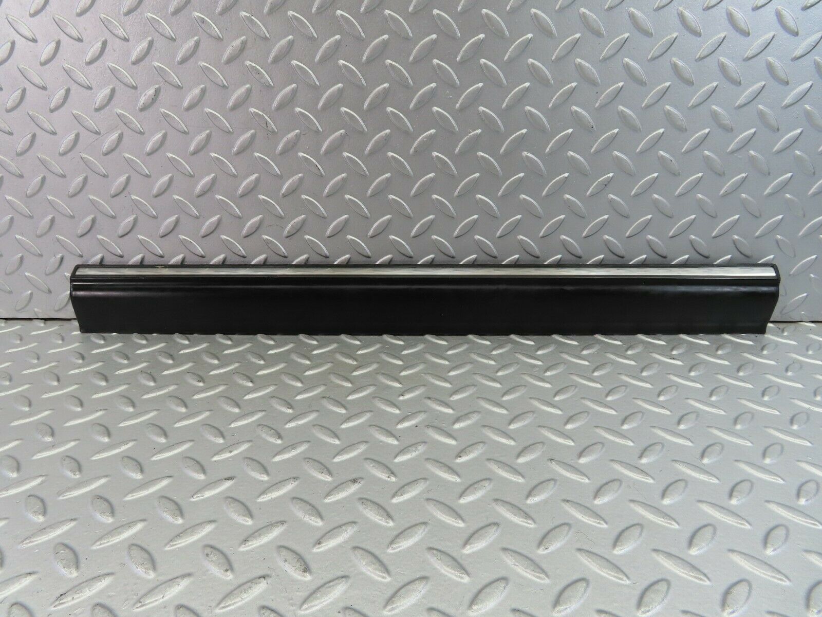 7684 Mercedes-Benz S123 230TE Wagon Rear Right Door Sill Trim Black