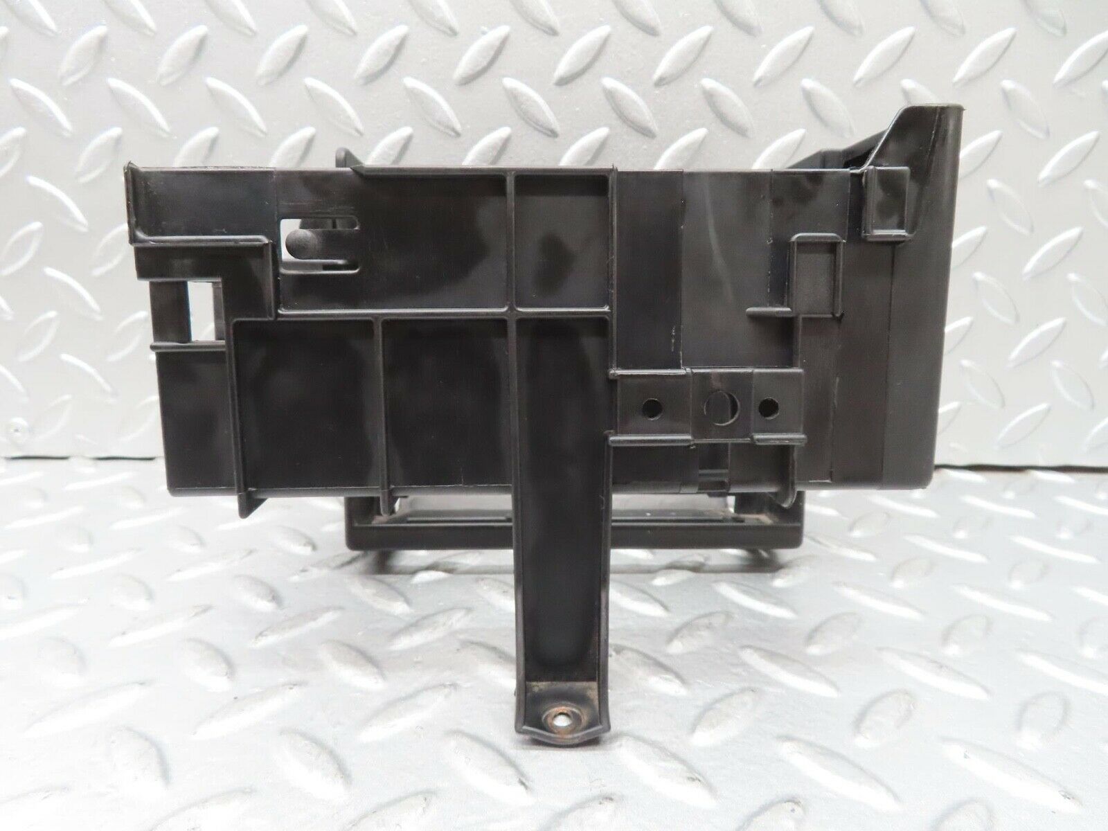 14680 Mercedes-Benz W201 190E ECU Bracket 2015461743