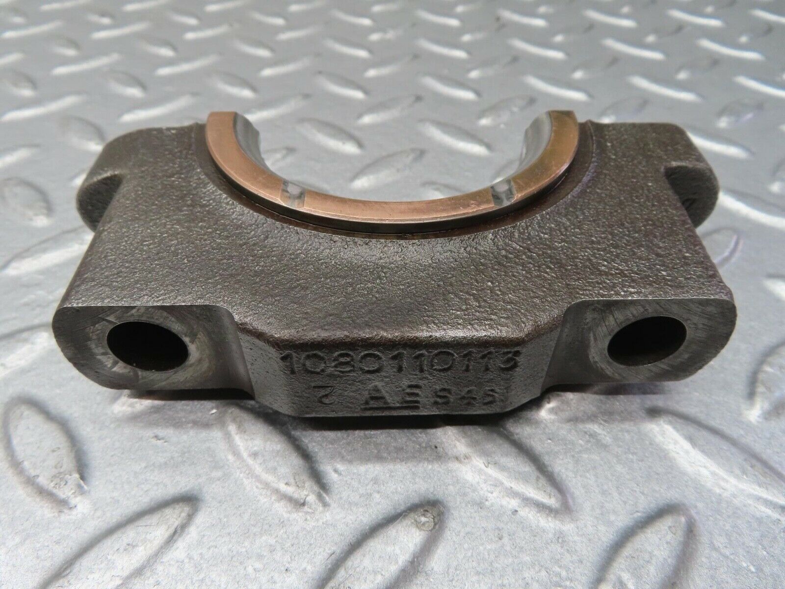 13385 Mercedes-Benz W111 230S Crankshaft Bearing Holder Block 1080110113