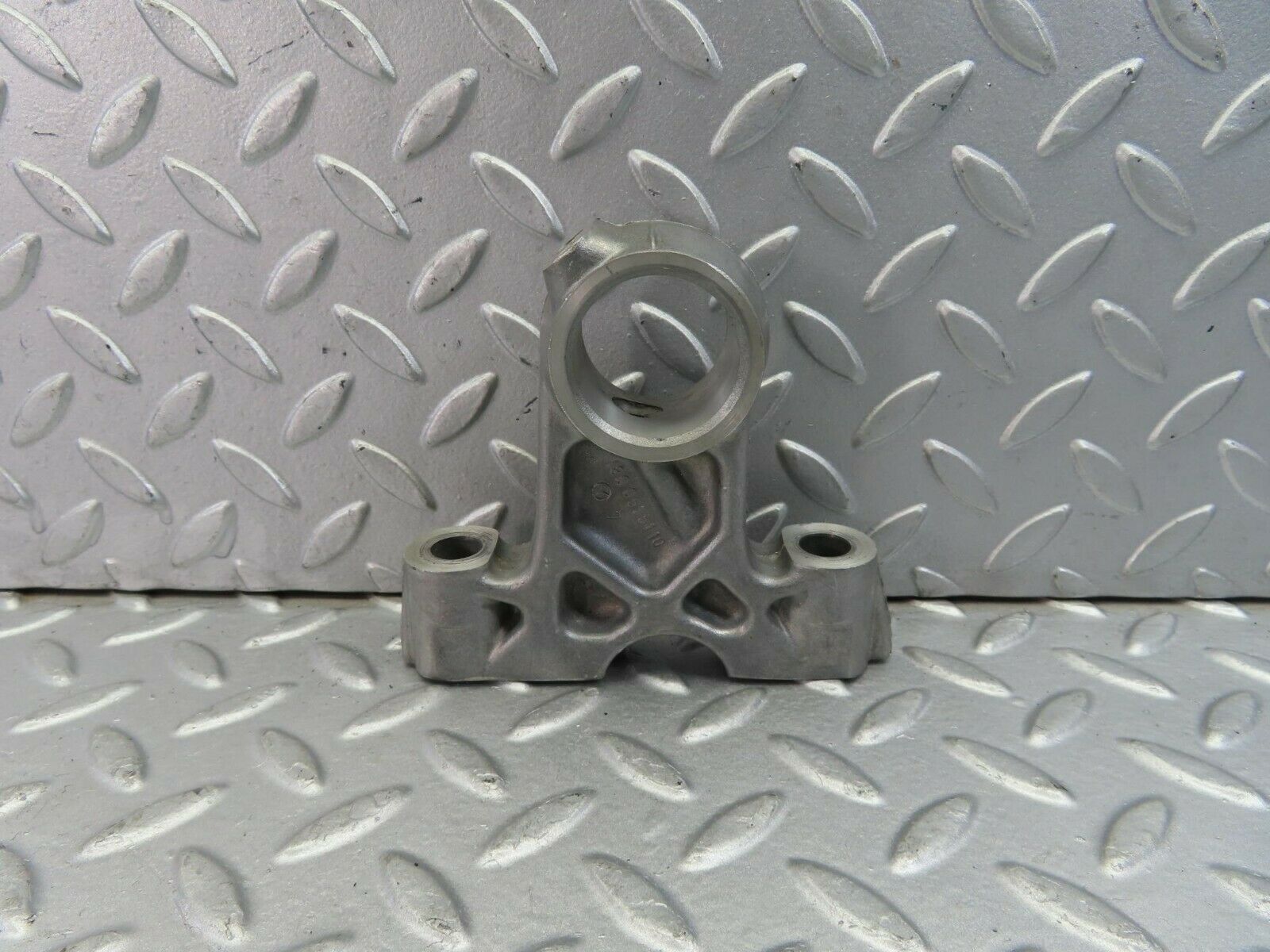 9128 Mercedes-Benz W108 Camshaft Tower Bearing 1800515110