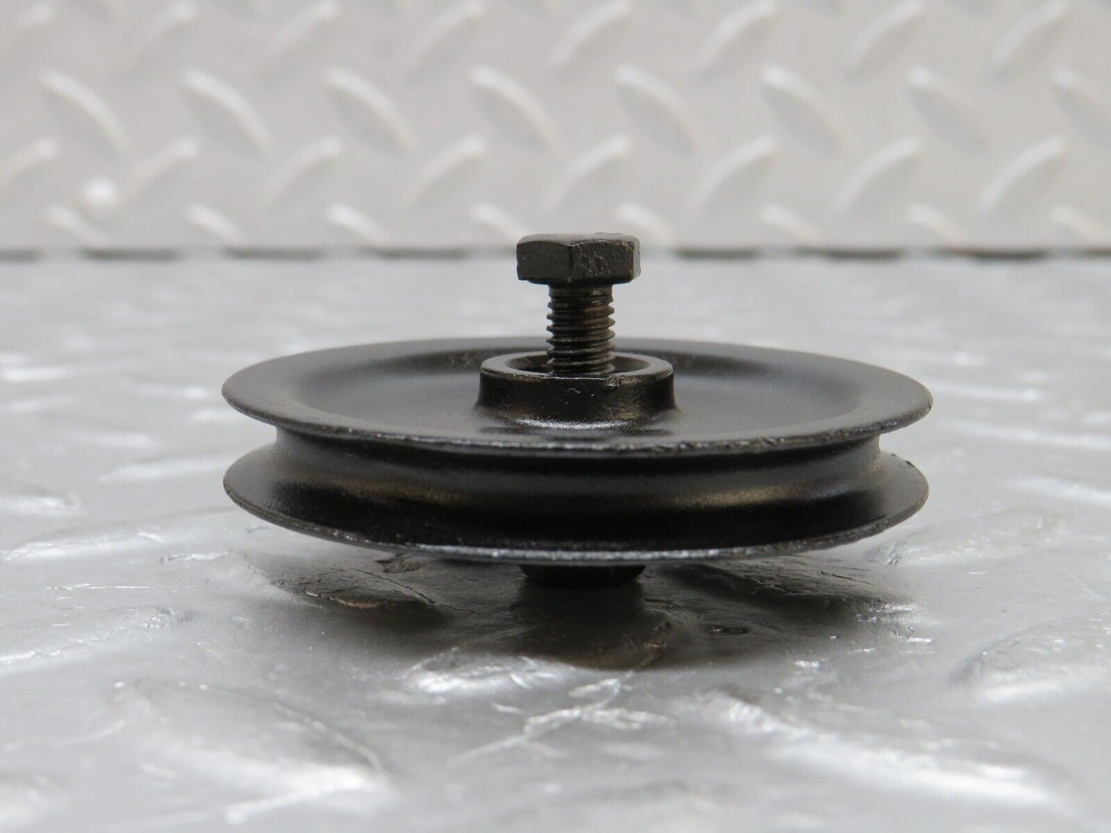 37560 Mercedes-Benz W109 300SEL Handbrake Cable Pulley 1104270142