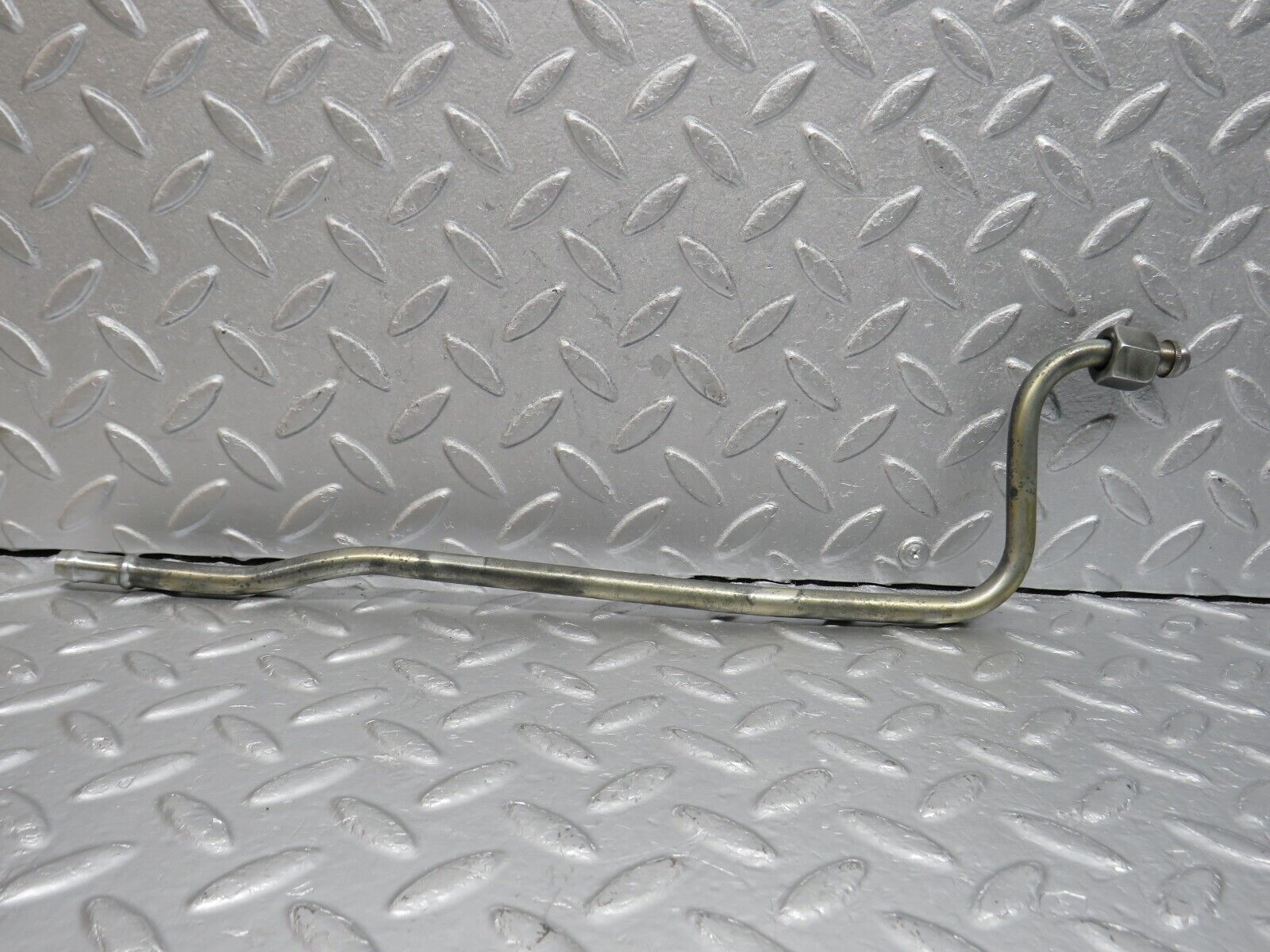 39805 Mercedes-Benz R129 320SL Coupe Oil Line Pipe