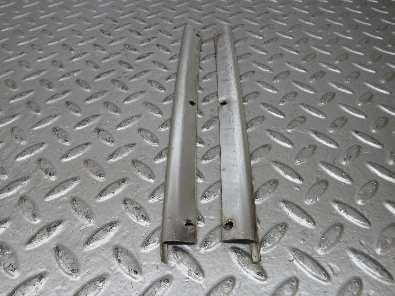 26359 Mercedes-Benz W116 450SE Roof Chrome Moulding Trim Pair