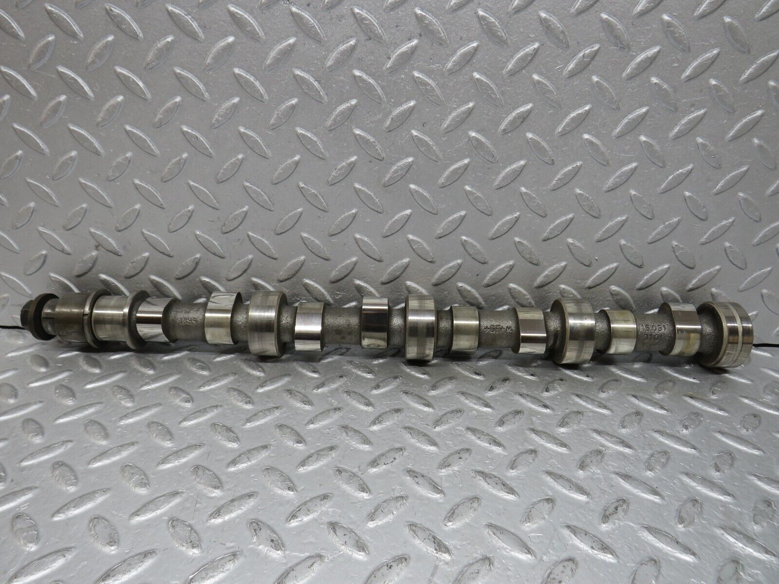 37632 Mercedes-Benz W109 300SEL Camshaft Right Side 1160513101