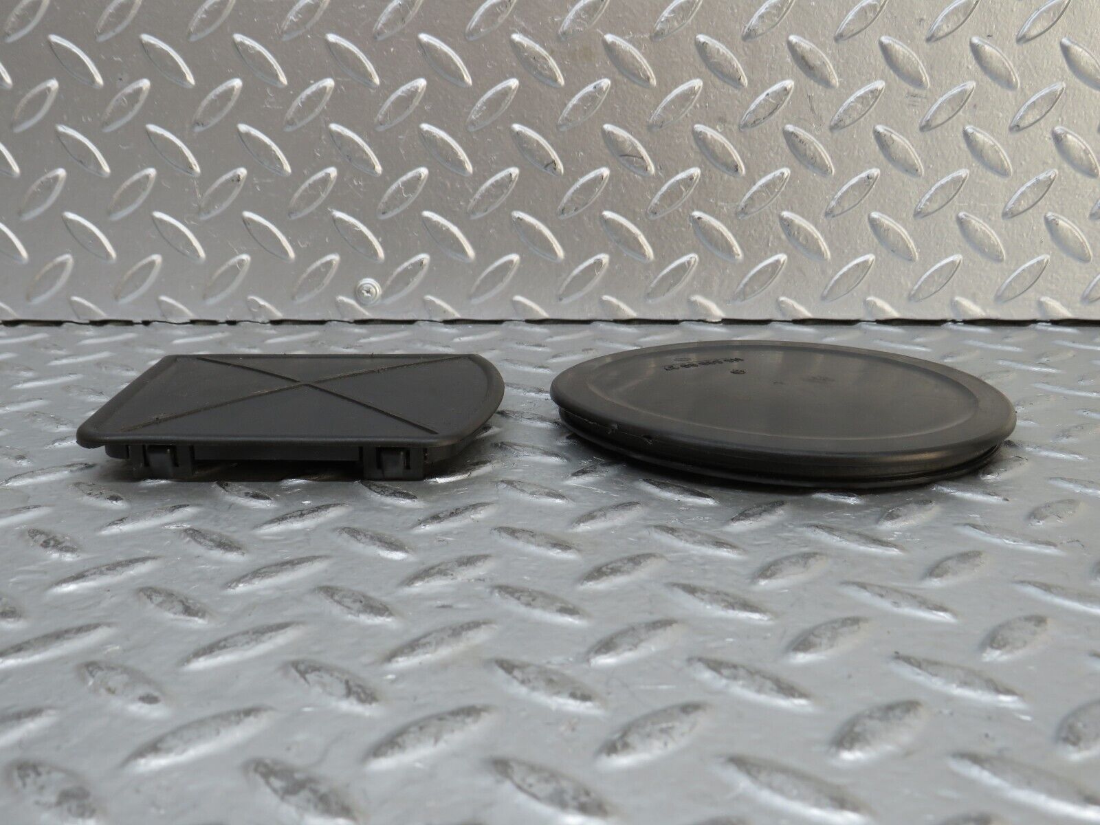 28146 Mercedes-Benz W123 280E Fuel Tank Access Cover Panel Set 1106900027