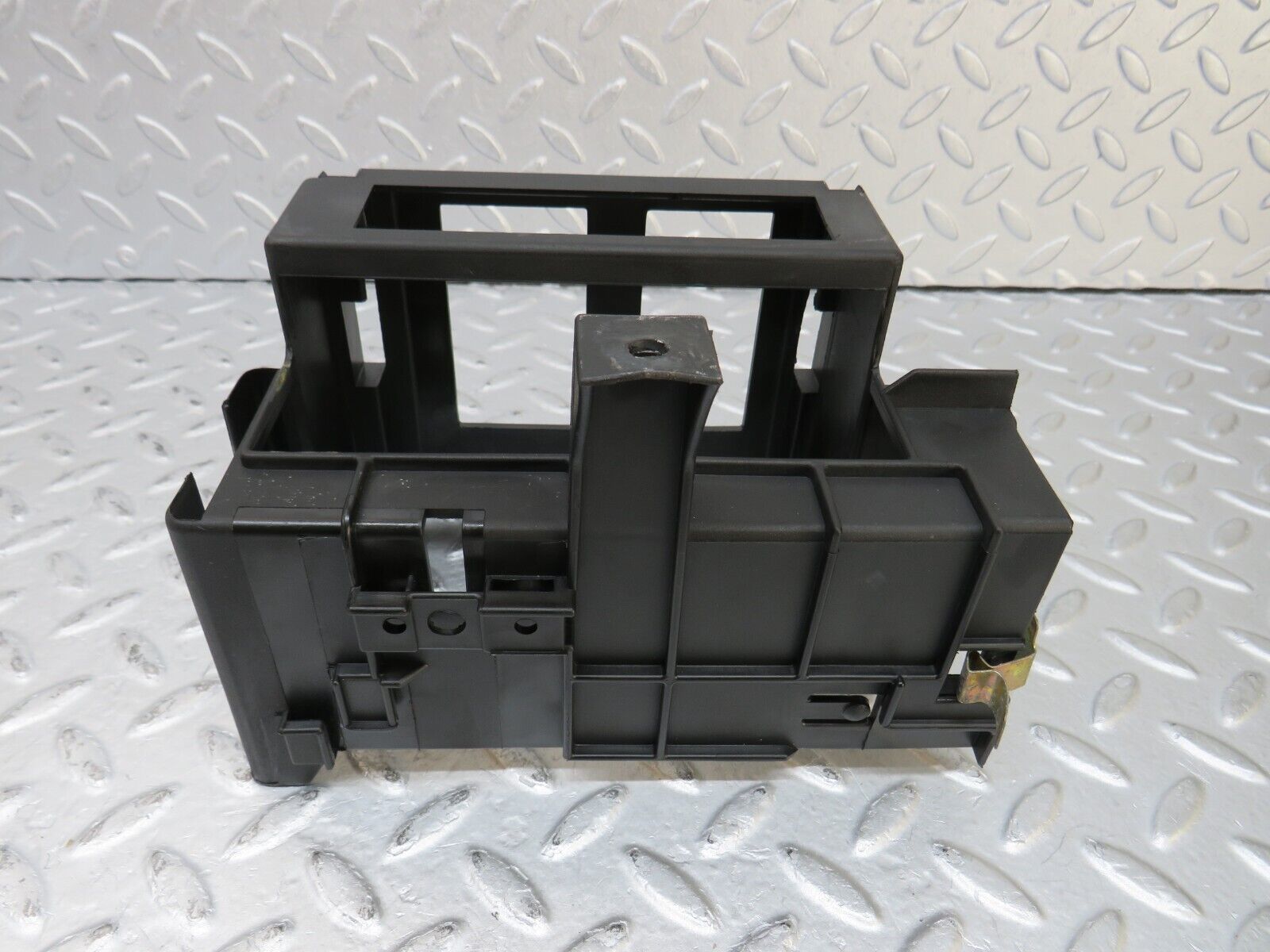 36474 Mercedes-Benz W201 190E 2.0L ECU Bracket 2015461743