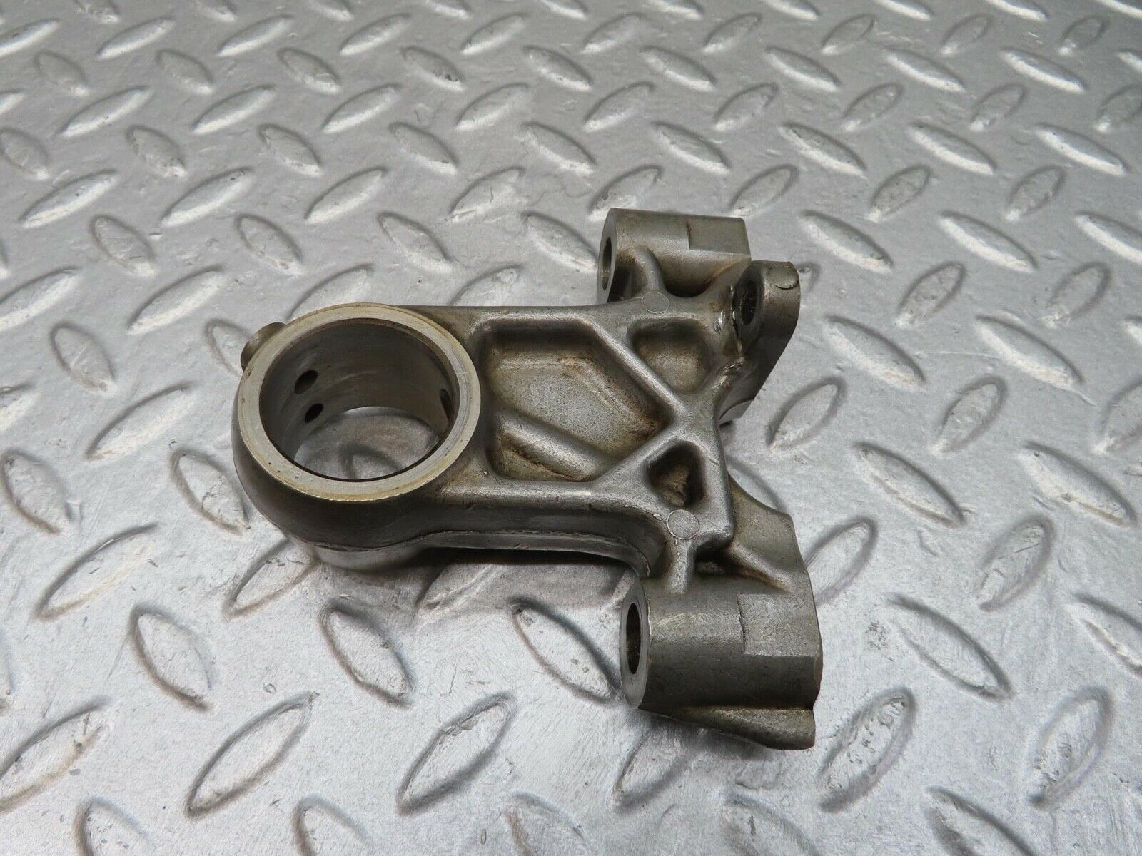 12878 Mercedes-Benz W111 220SE Camshaft Tower Bearing 1800515110