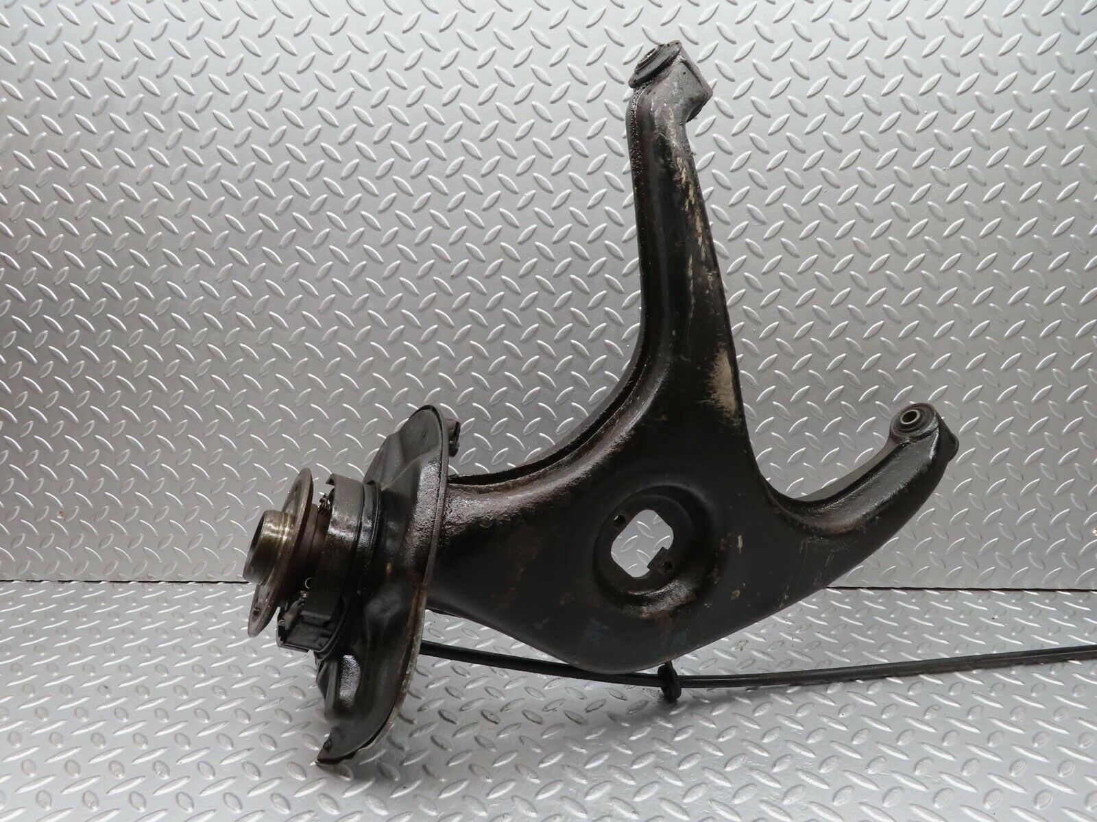 14828 Mercedes-Benz W116 350SE Trailing Arm Control Arm Rear Right 1153571305