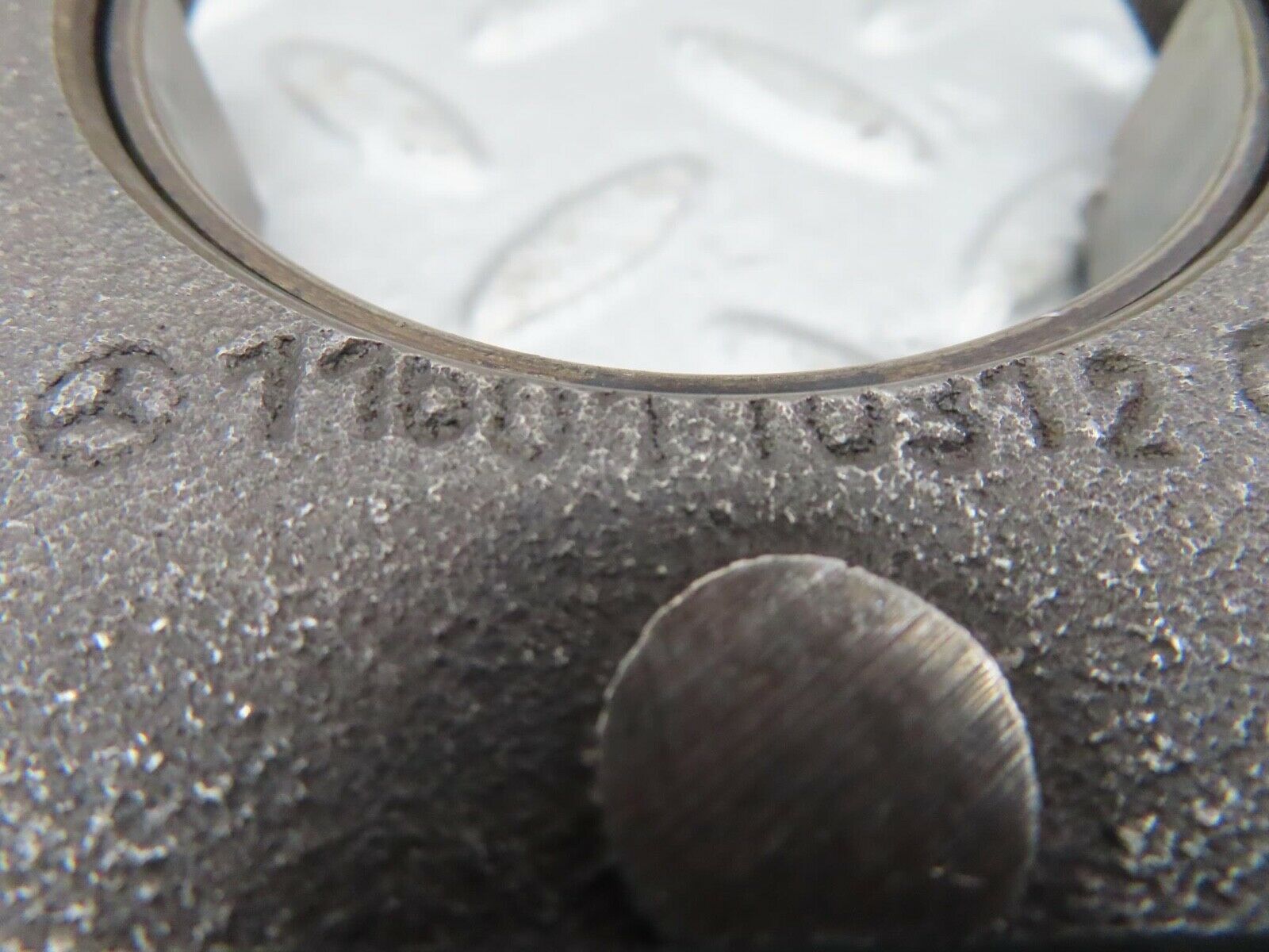 16543 Mercedes-Benz C107 350SLC Coupe Crankshaft Bearing Holder Block 1160110312