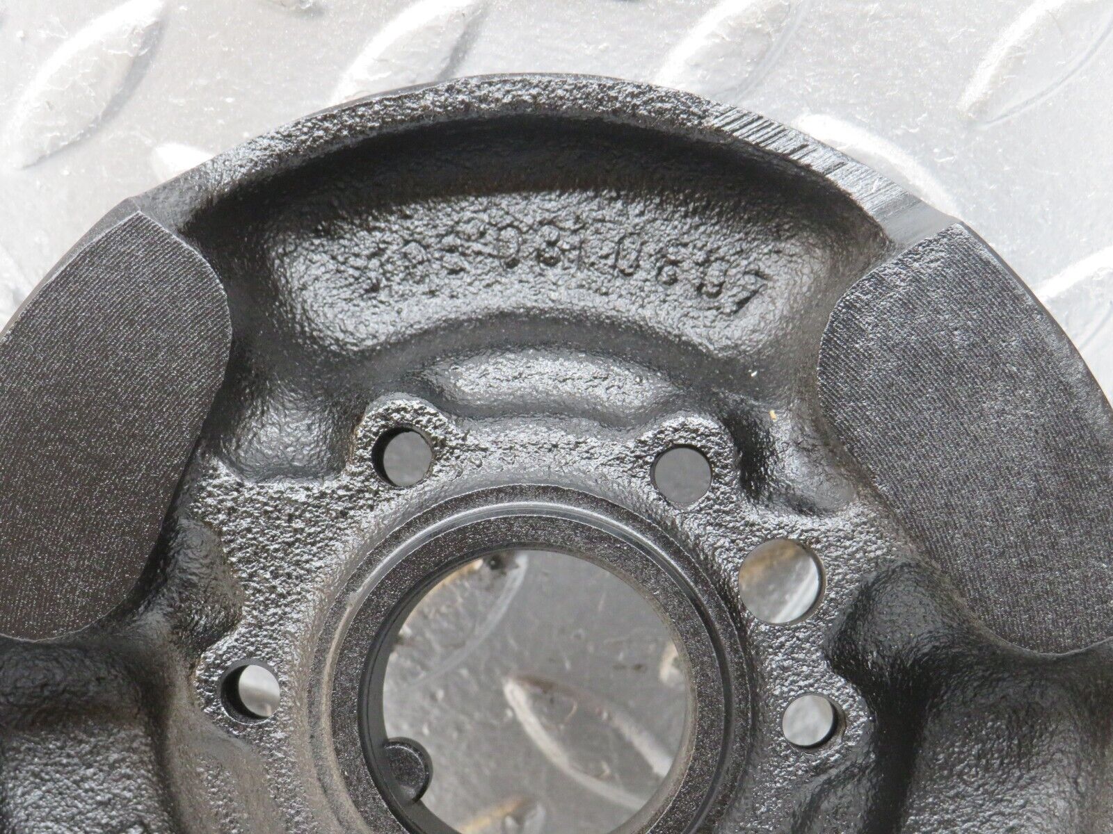 33098 Mercedes-Benz W108 280SE Crankshaft Vibration Damper 1080310807