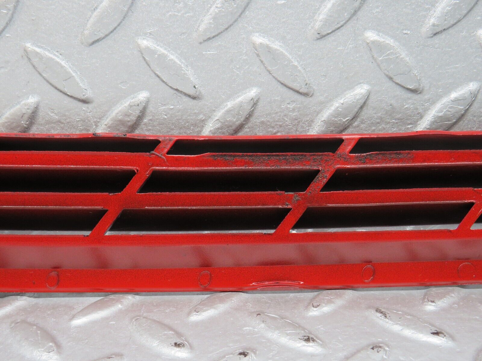 38735 Mercedes-Benz W201 190E 2.6L C Pillar Exterior Cover Left Side 2016980189