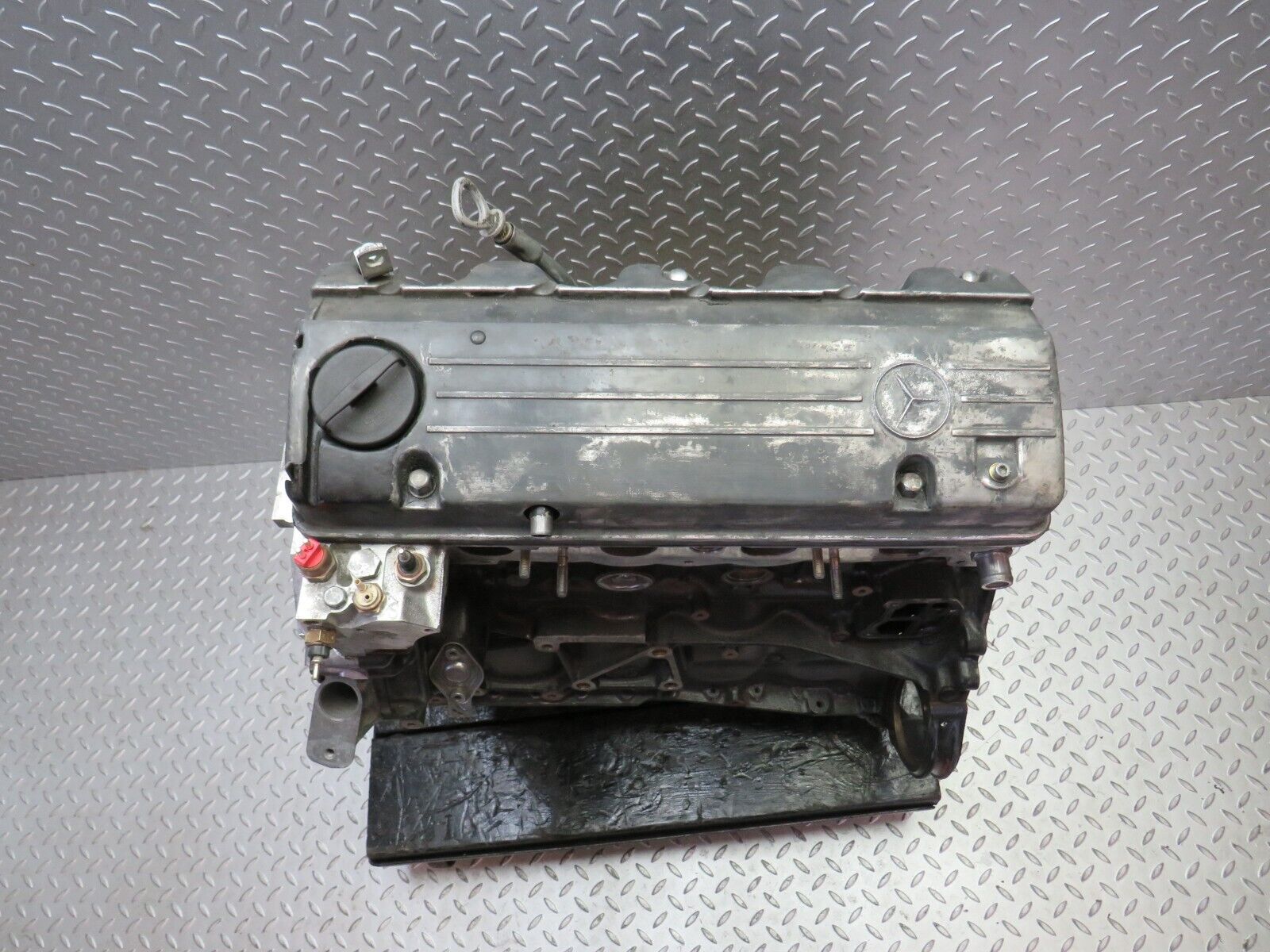 29614 Mercedes-Benz W124 230E Complete Engine 1020113501 M102.982