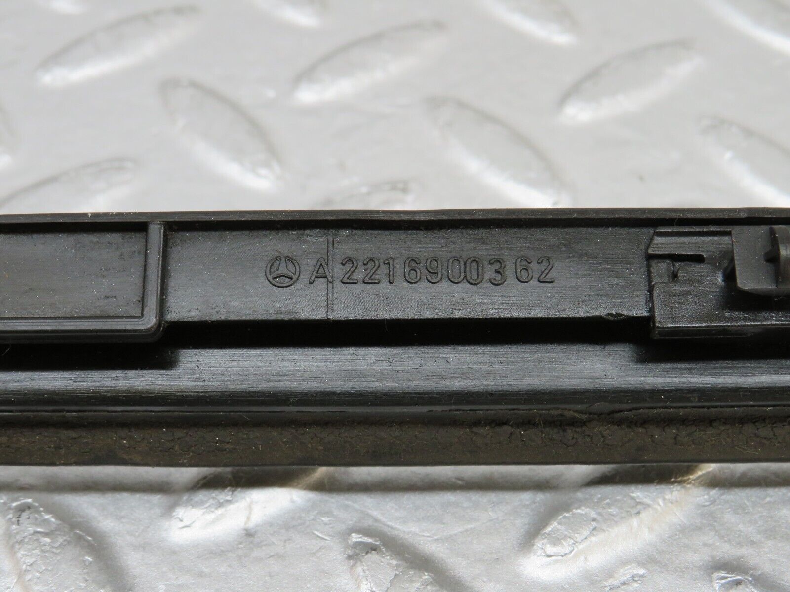 35259 Mercedes-Benz W221 Rear Left Door Lower Seal Trim 2216900362