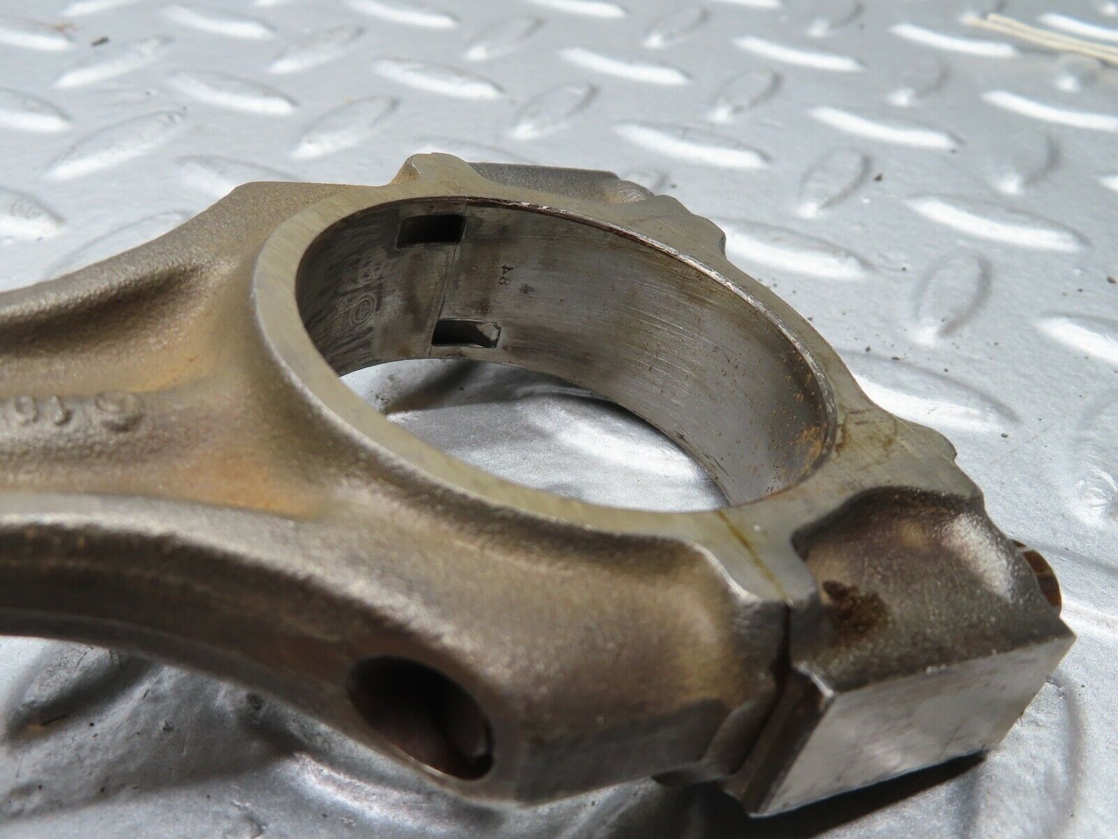 21367 Mercedes-Benz W123 230E Piston With Connecting Rod 95.495 mm