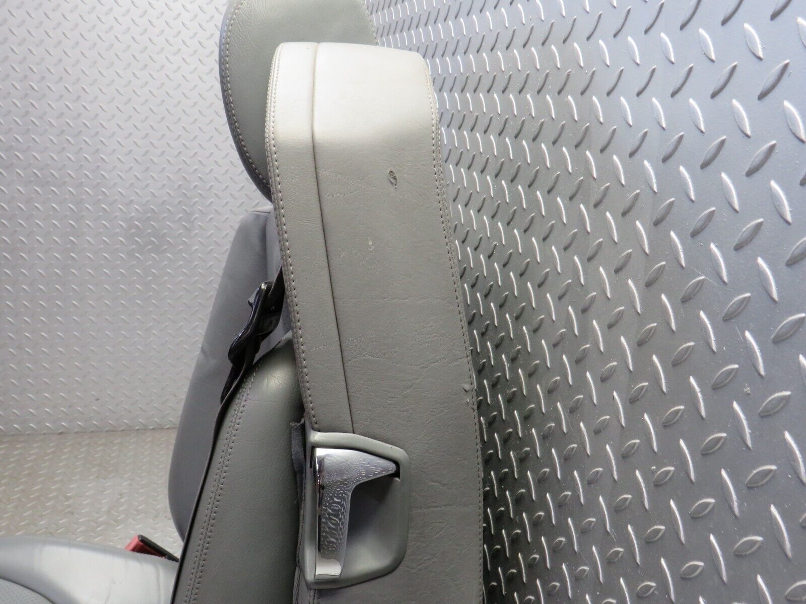 39553 Mercedes-Benz R129 320SL Coupe Electric Front Left Passenger Seat Leather Grey