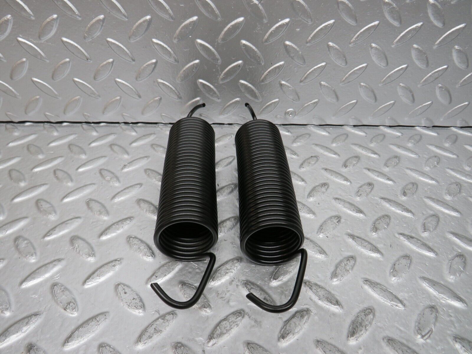 29402 Mercedes-Benz W124 230E Trunk Lid Hinge Spring Pair
