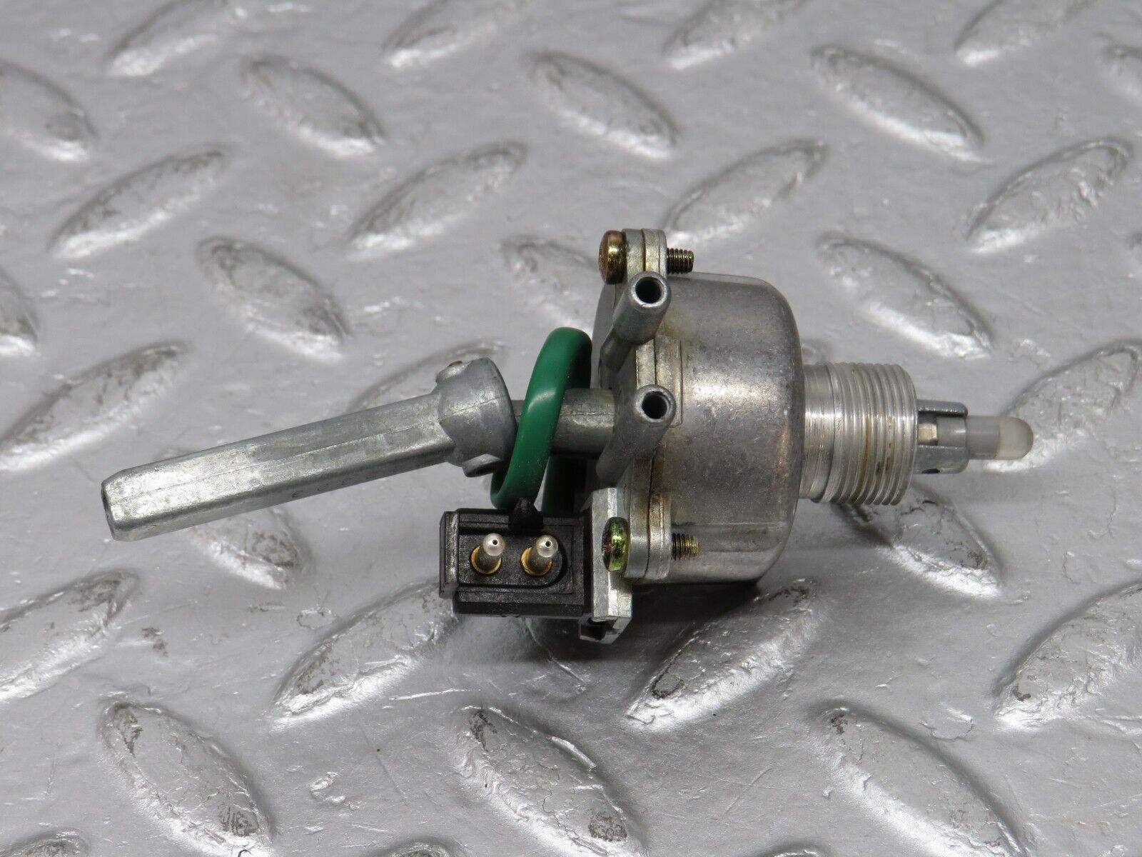 38840 Mercedes-Benz W201 190E 2.6L Heater Control Switch