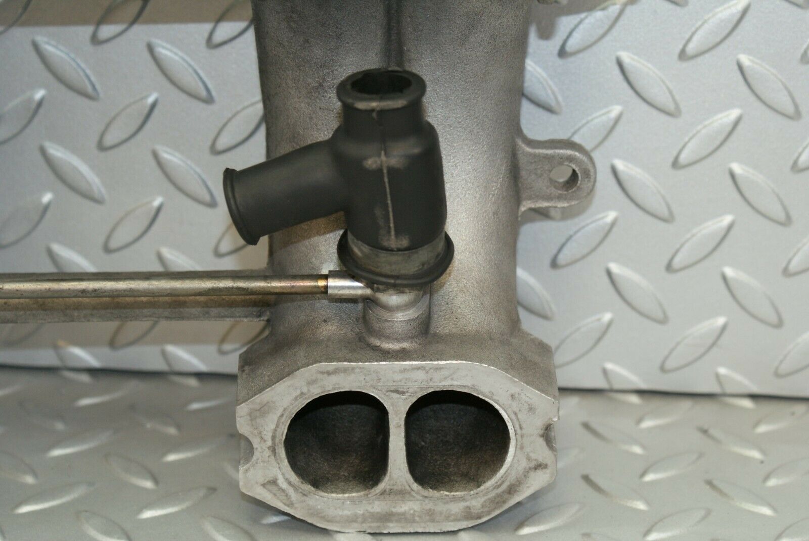 3079 Mercedes-Benz W115 220D Intake Manifold 6151410201