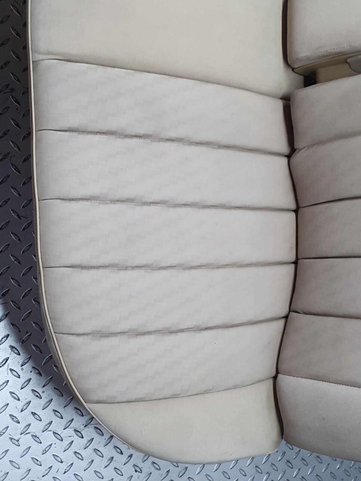 41135 Mercedes-Benz W126 300SE Rear Seat Beige 1269200650