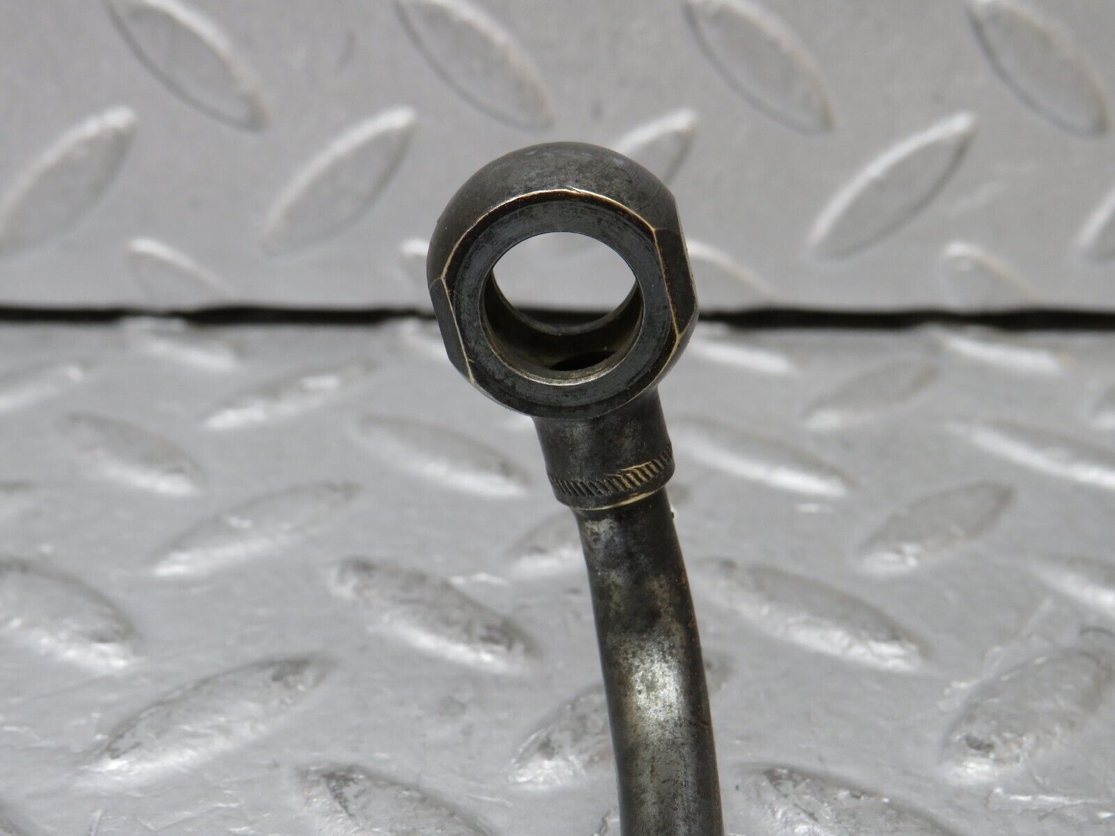 37991 Mercedes-Benz A124 320E Cabriolet Fuel Pipe Line